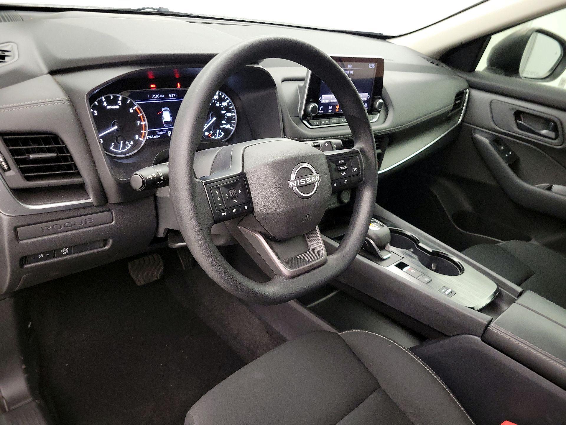 Thumbnail: 2025 Nissan Rogue - 9
