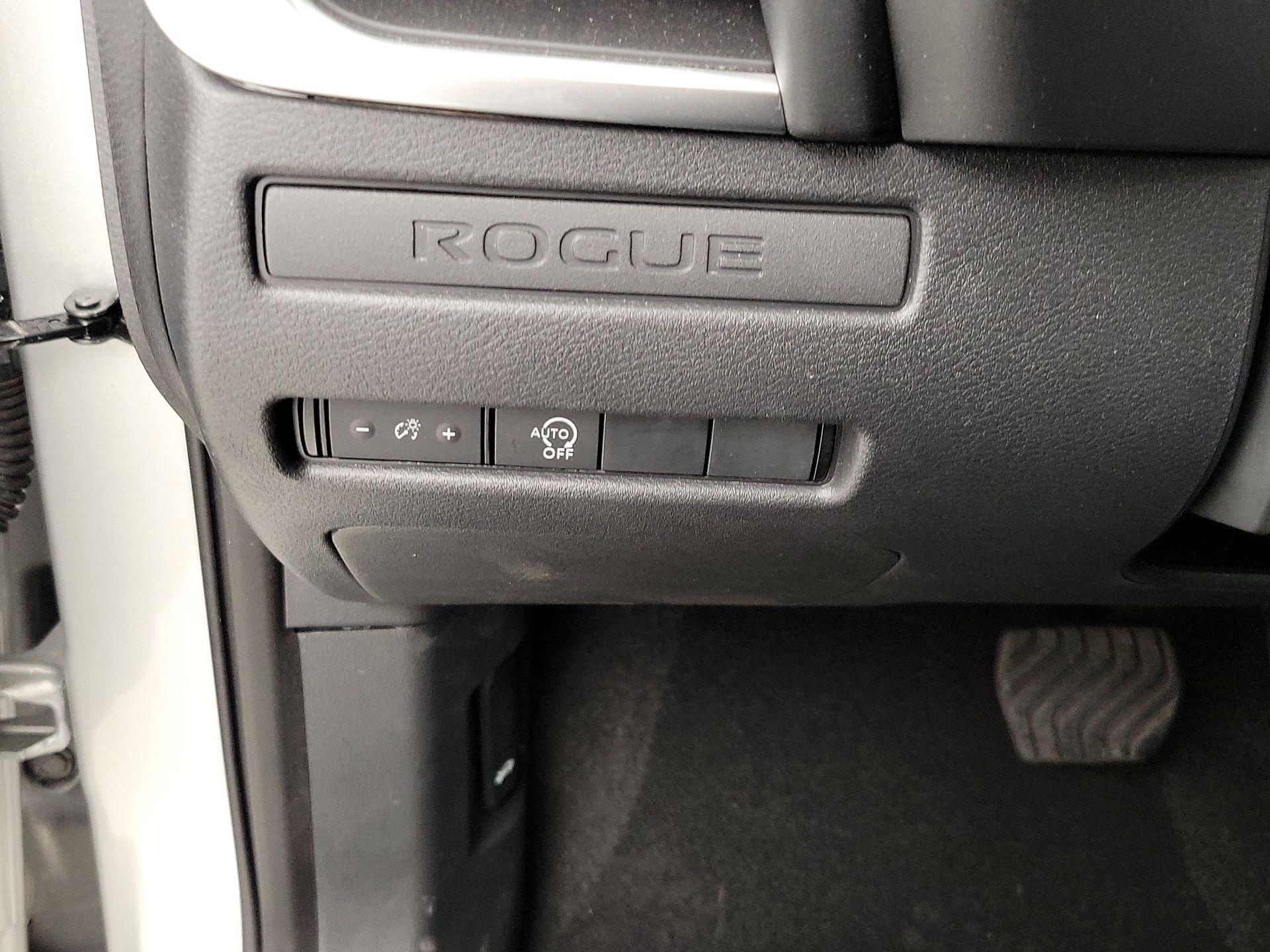 Thumbnail: 2025 Nissan Rogue - 13