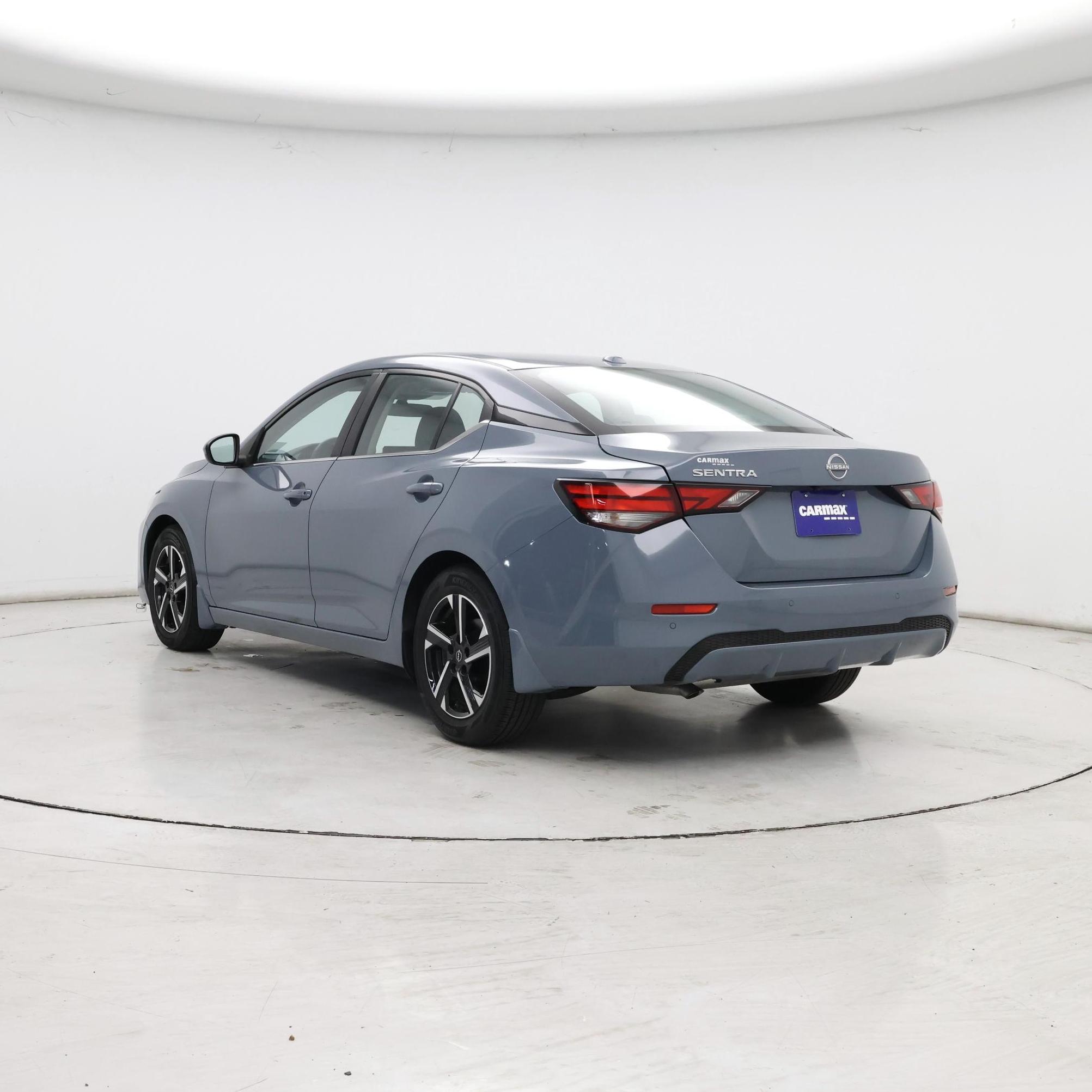 Thumbnail: 2025 Nissan Sentra - 2