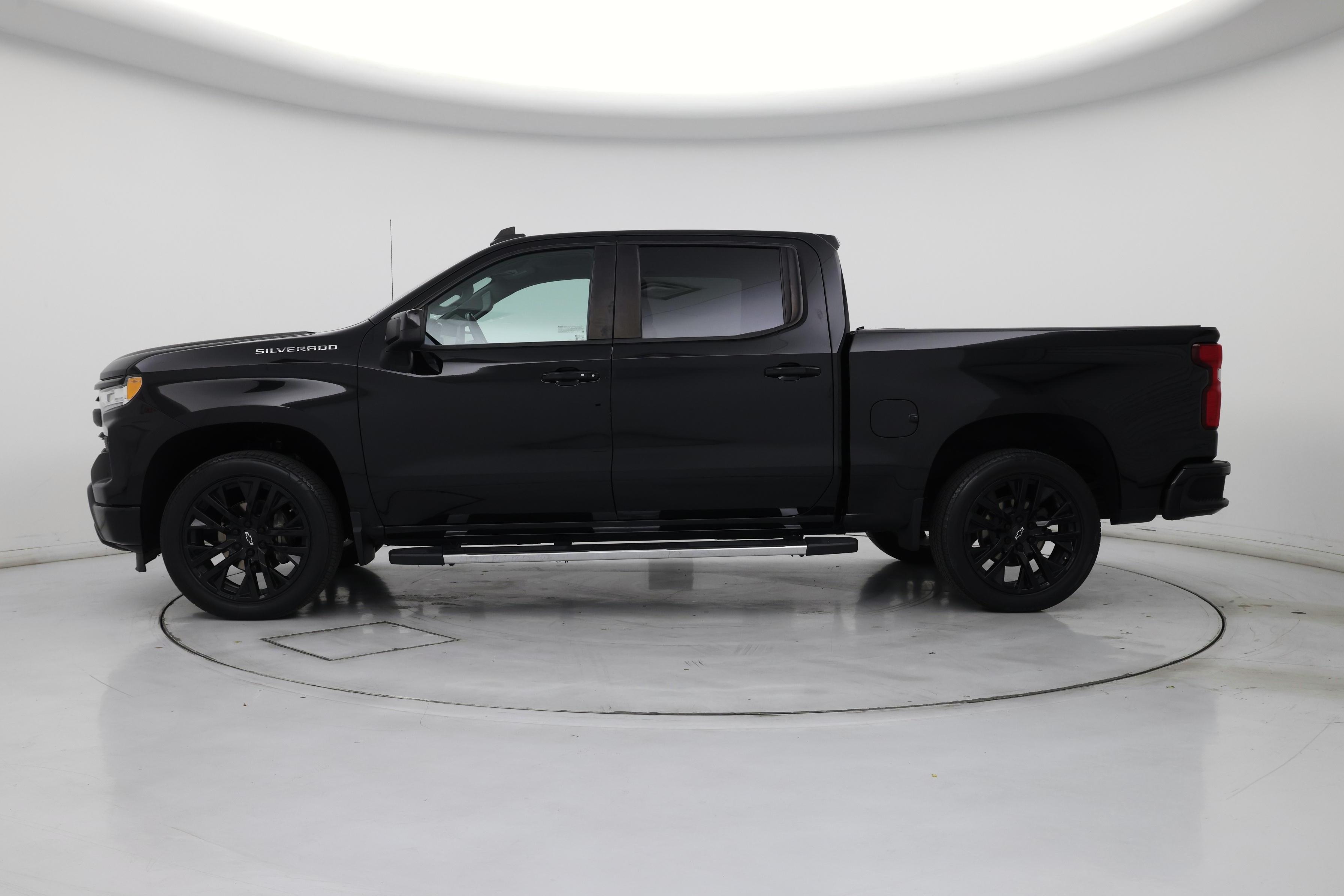 Thumbnail: 2022 Chevrolet Silverado 1500 - 3