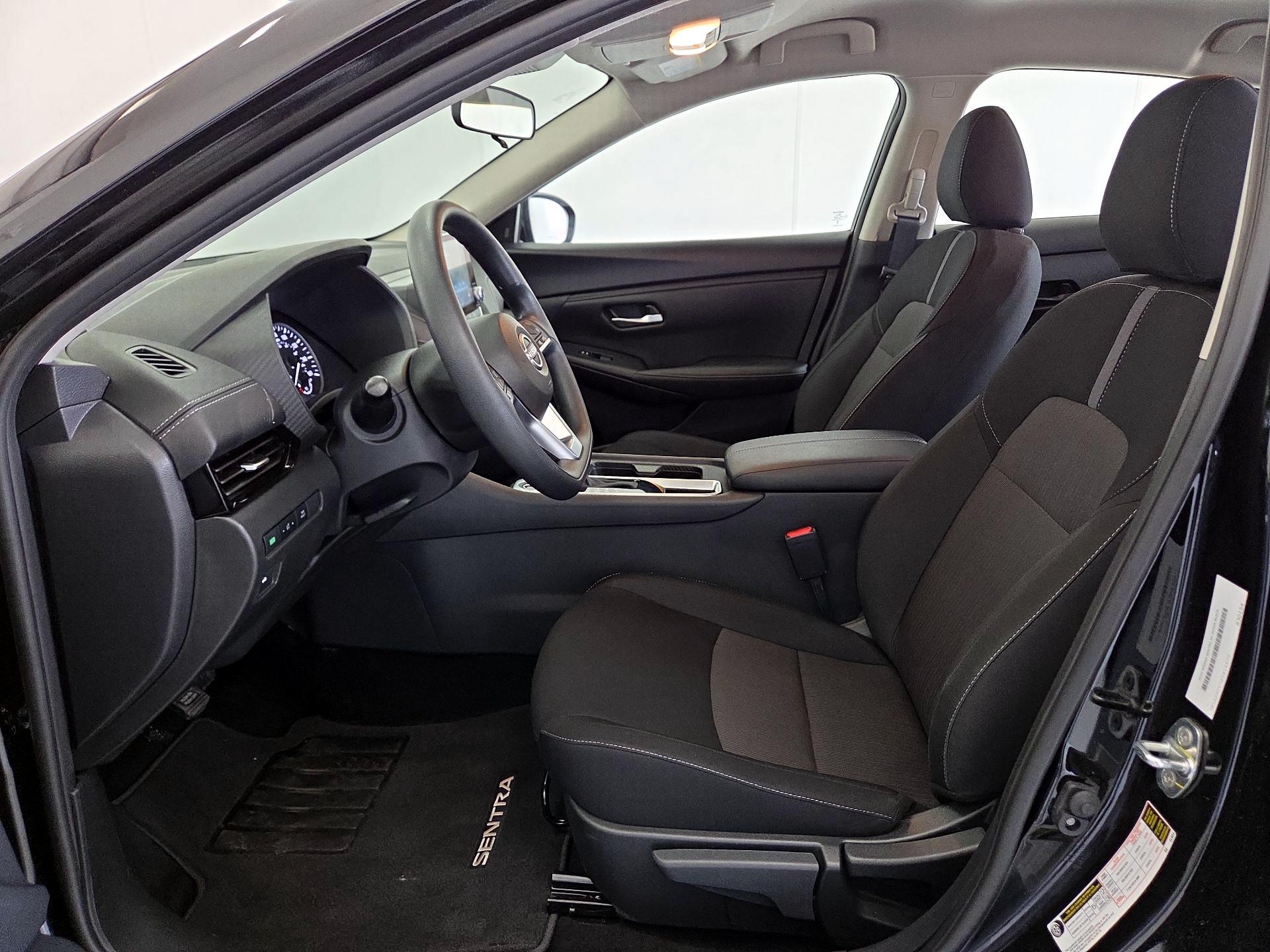 Thumbnail: 2025 Nissan Sentra - 11