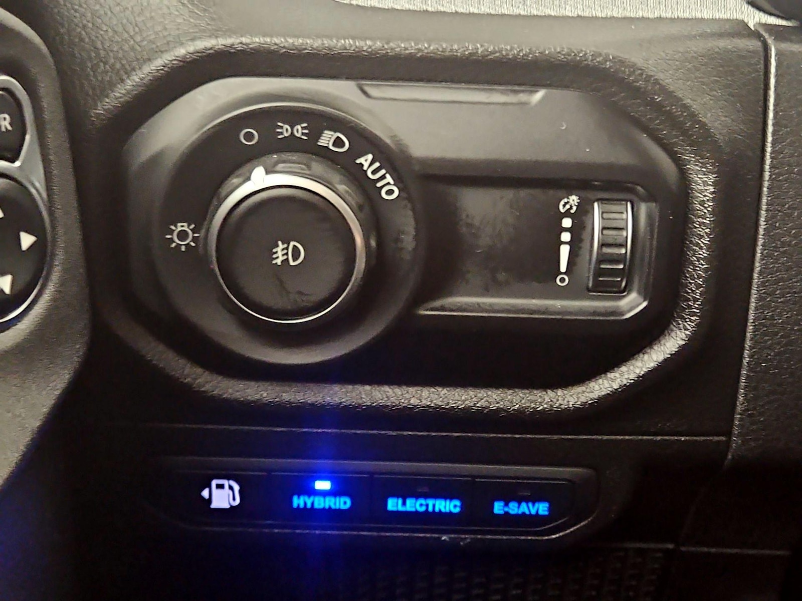 2024 Jeep Wrangler 4xe Willys 4XE - Photo 14