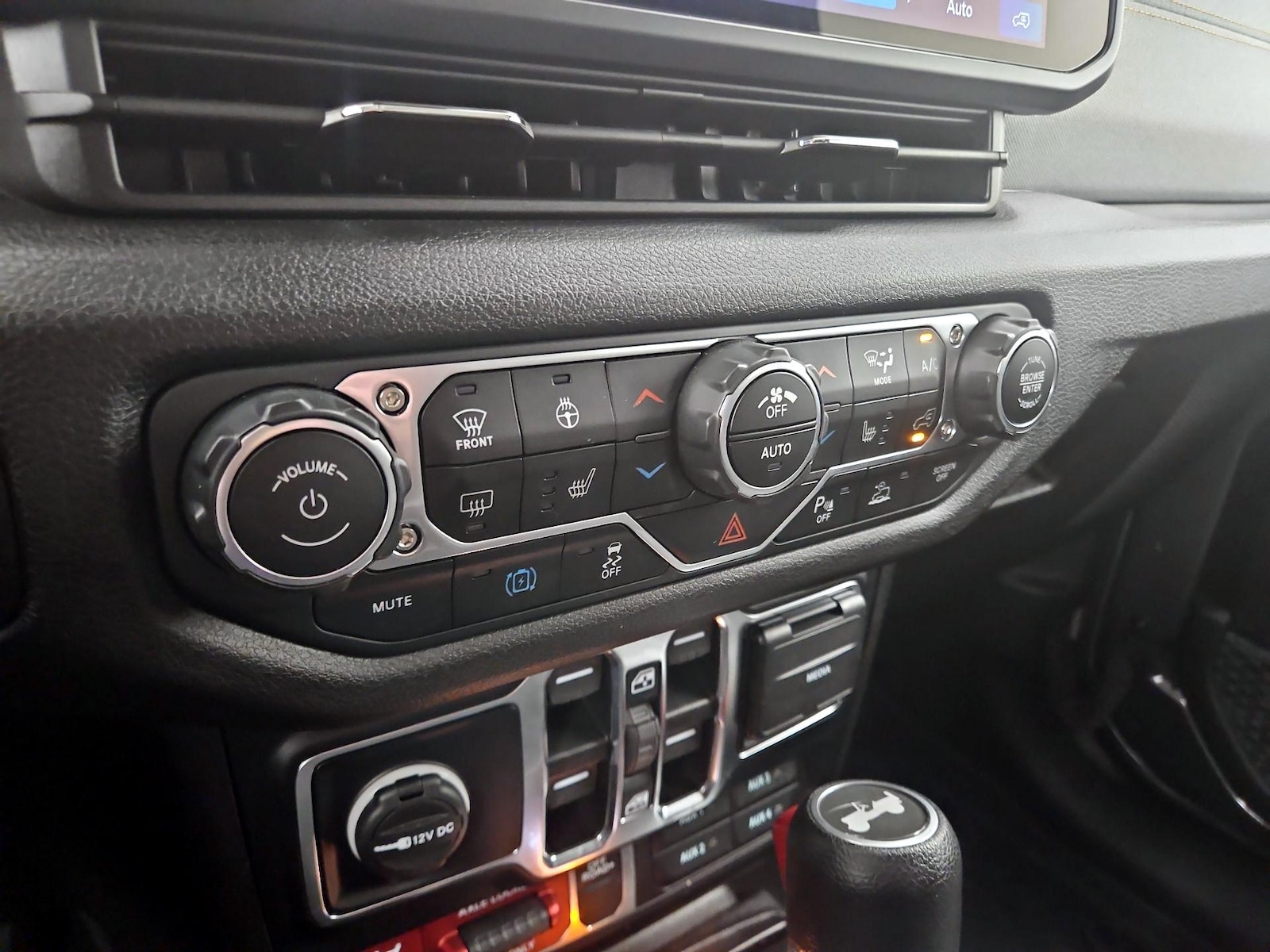 2024 Jeep Wrangler 4xe Willys 4XE - Photo 18