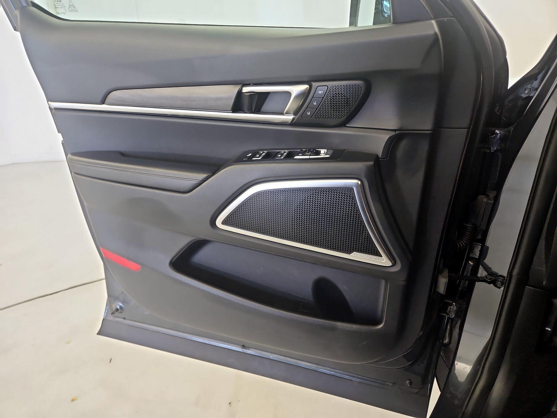 Thumbnail: 2024 Kia Telluride - 12