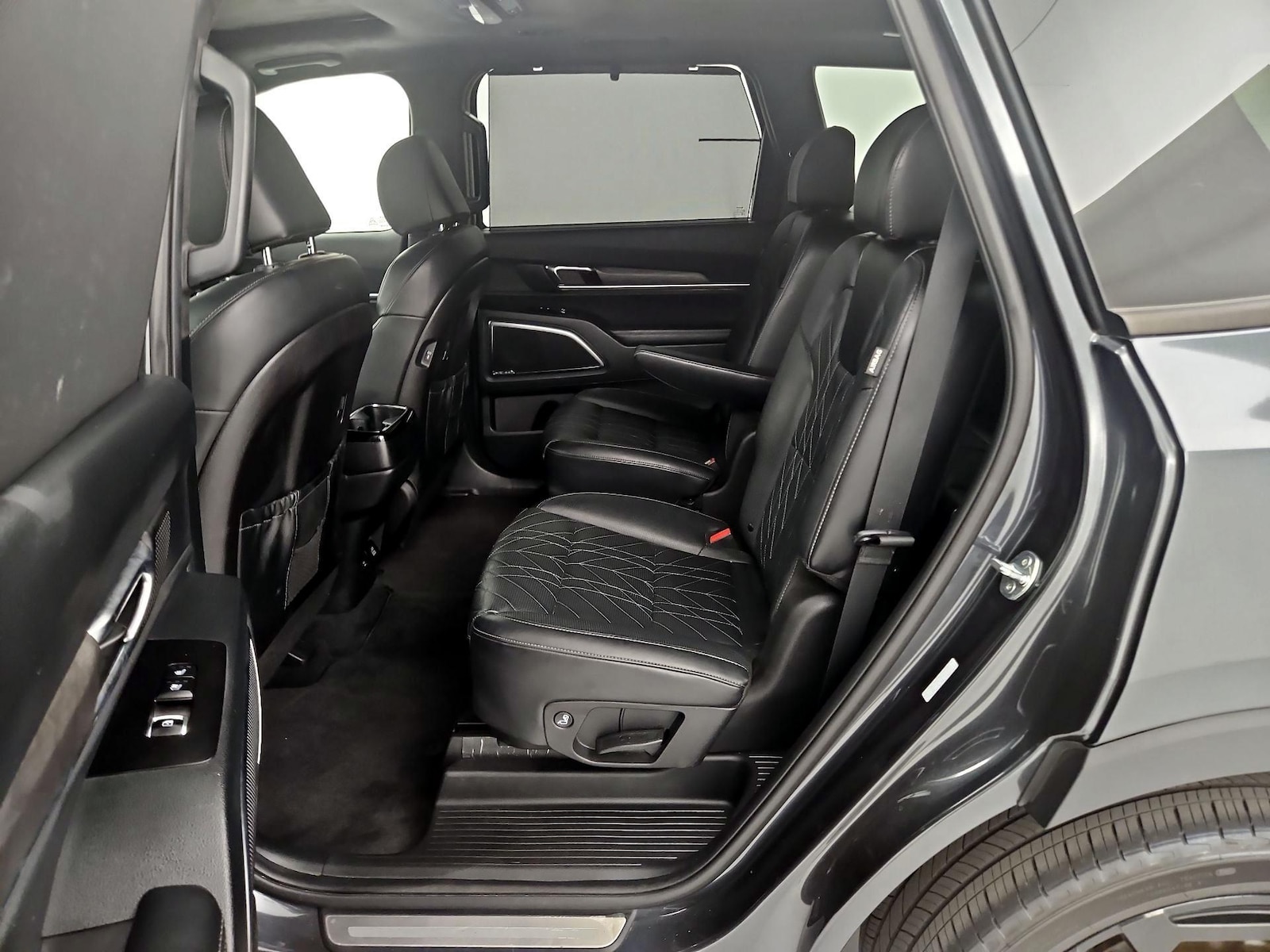 2024 Kia Telluride SX Prestige X-Line - Photo 22