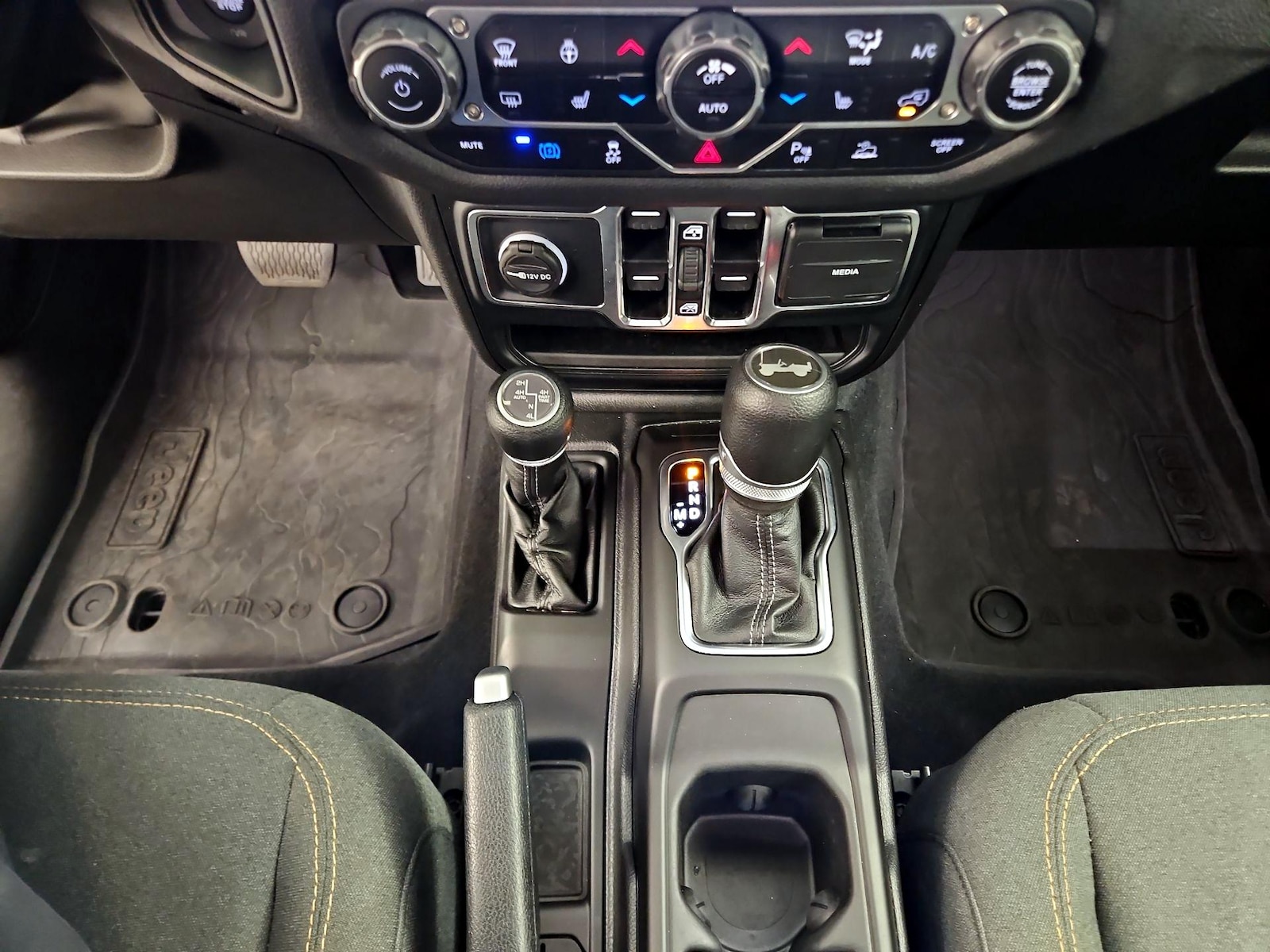 2024 Jeep Wrangler 4xe Sports S 4XE - Photo 18