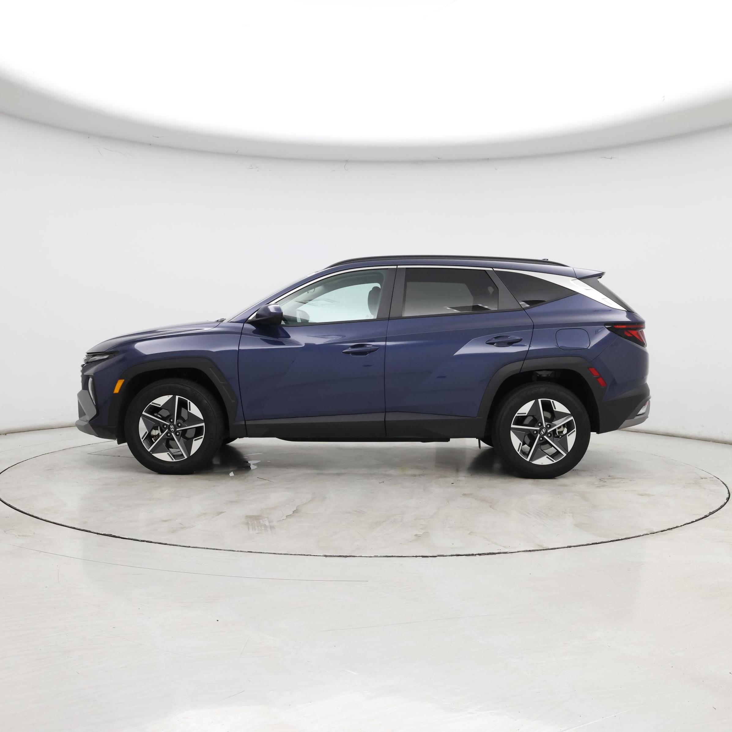 Thumbnail: 2025 Hyundai Tucson - 3