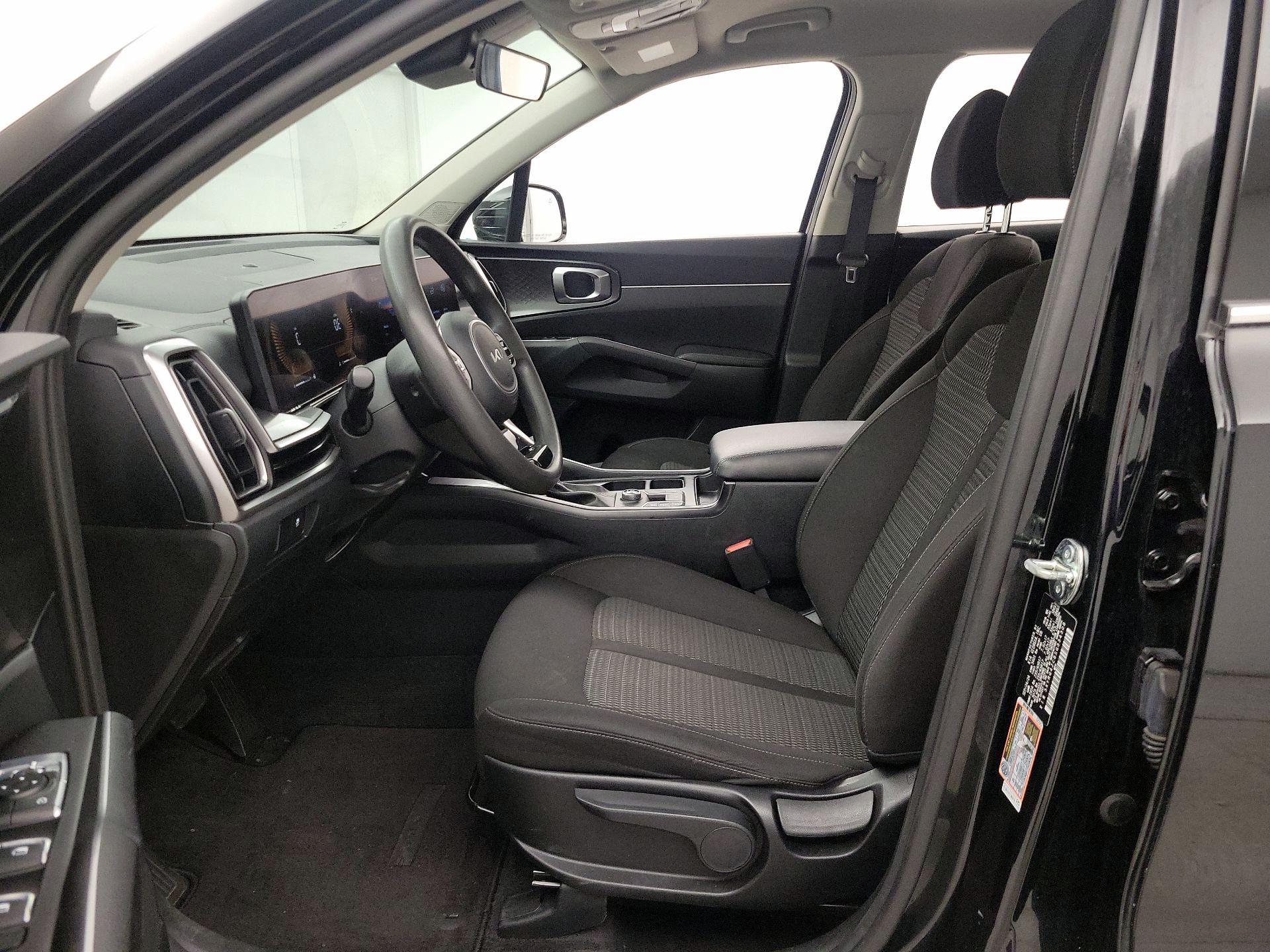 Thumbnail: 2025 Kia Sorento - 11