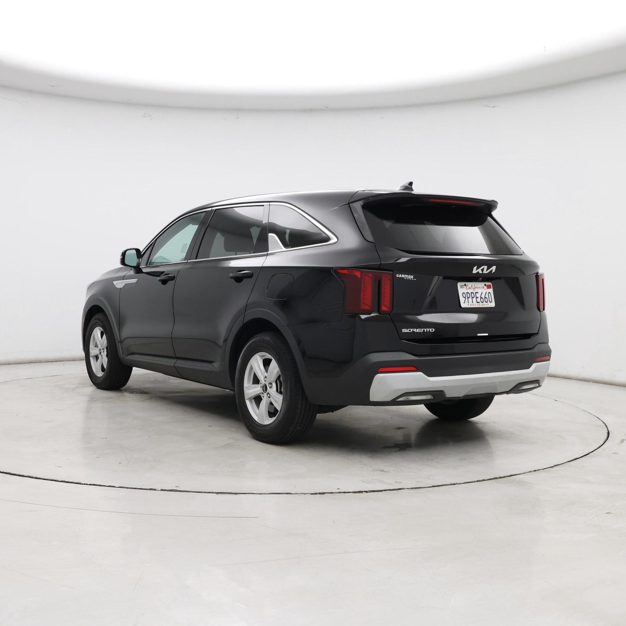 Thumbnail: 2025 Kia Sorento - 2