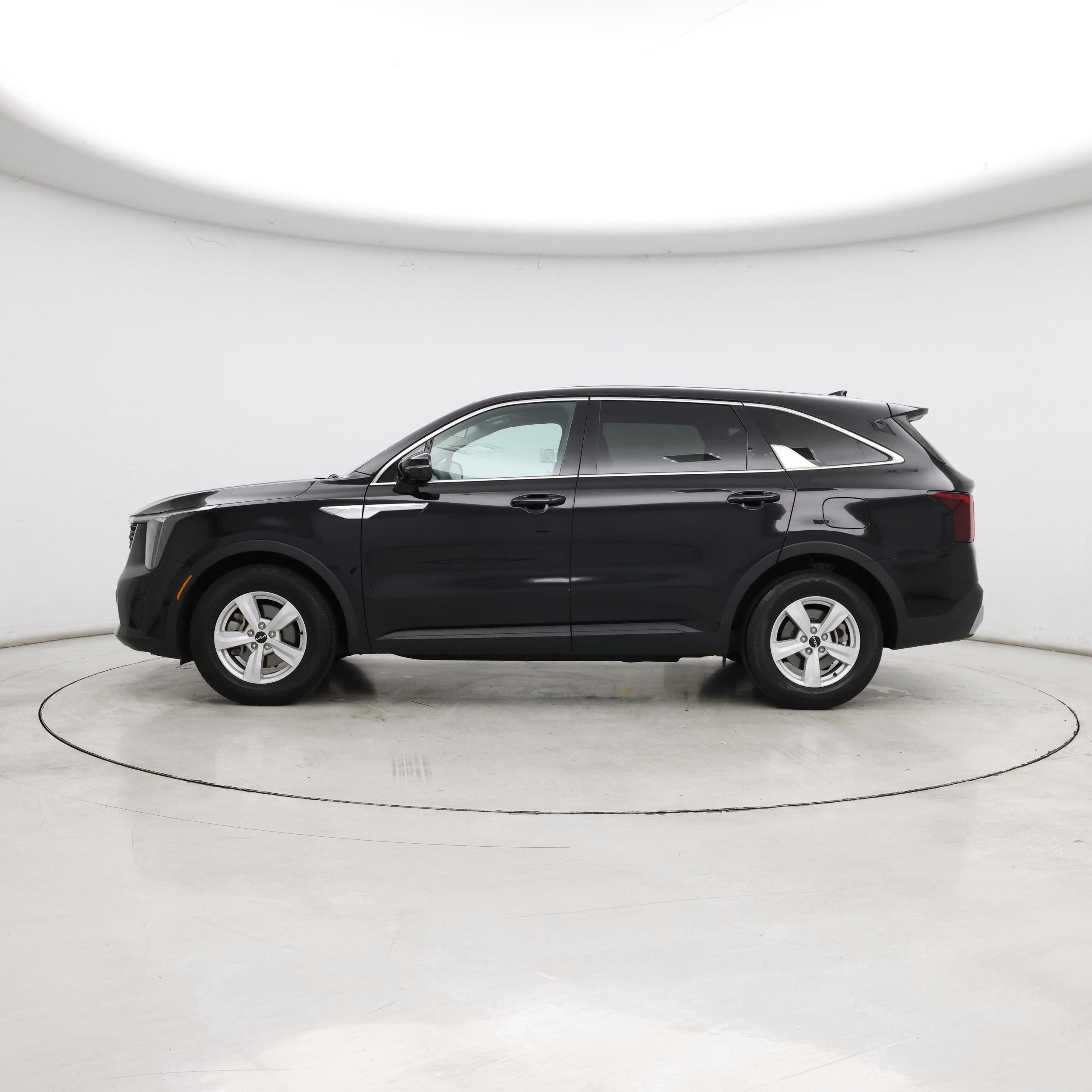 Thumbnail: 2025 Kia Sorento - 3