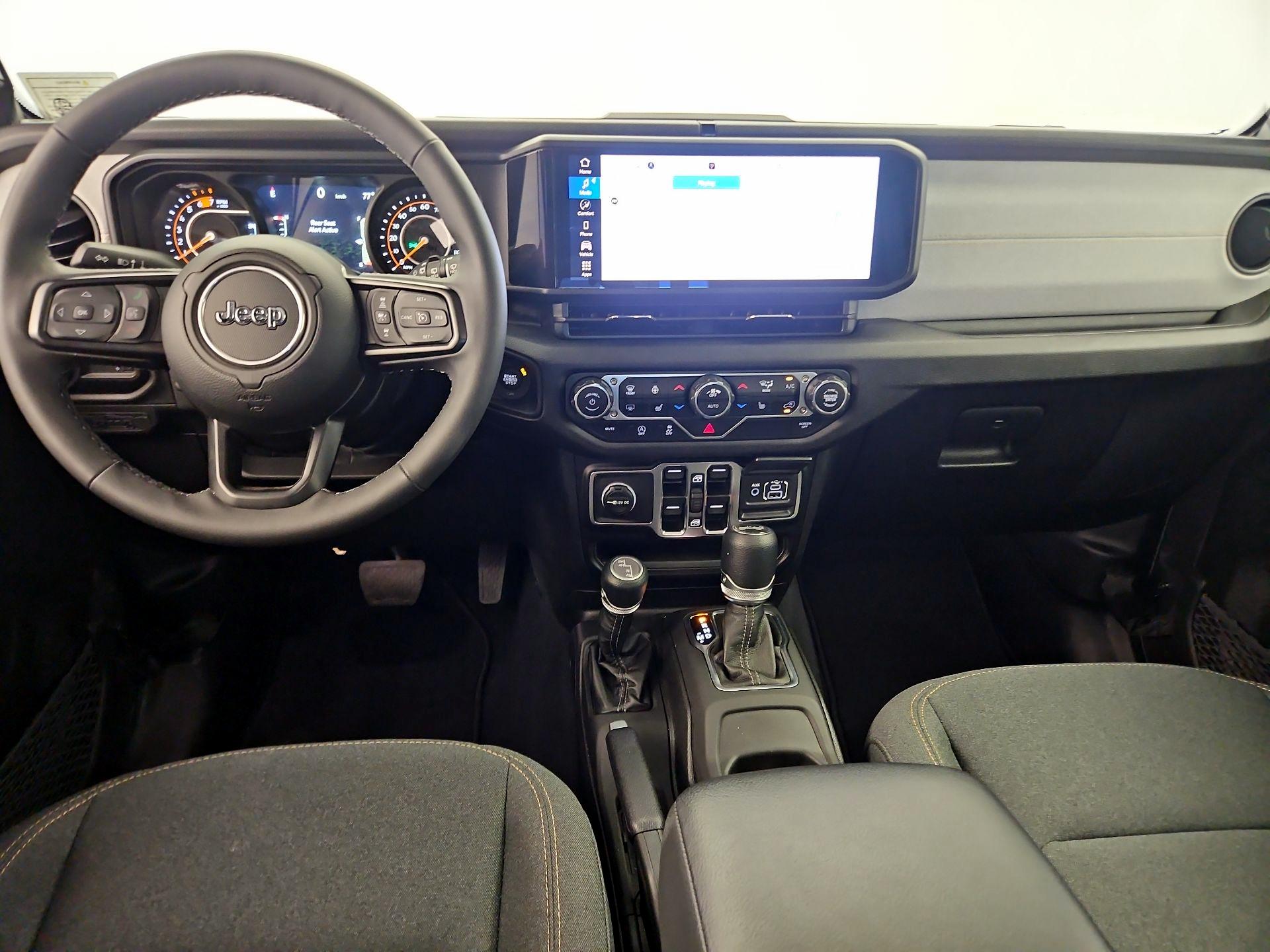 Thumbnail: 2025 Jeep Wrangler - 9