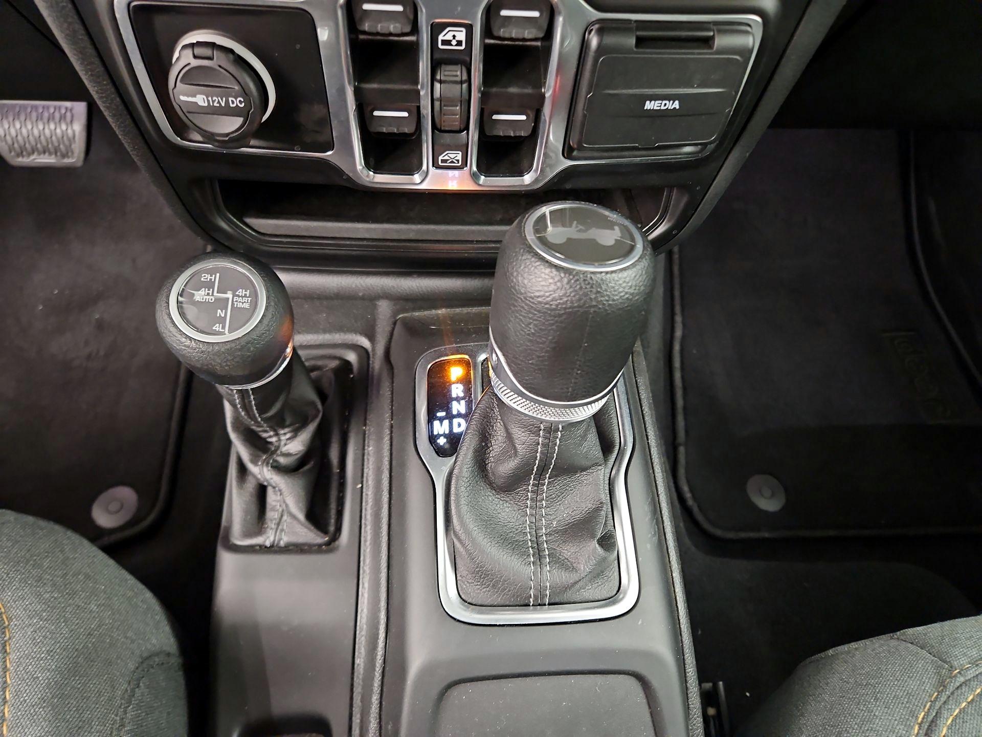 Thumbnail: 2024 Jeep Wrangler - 15