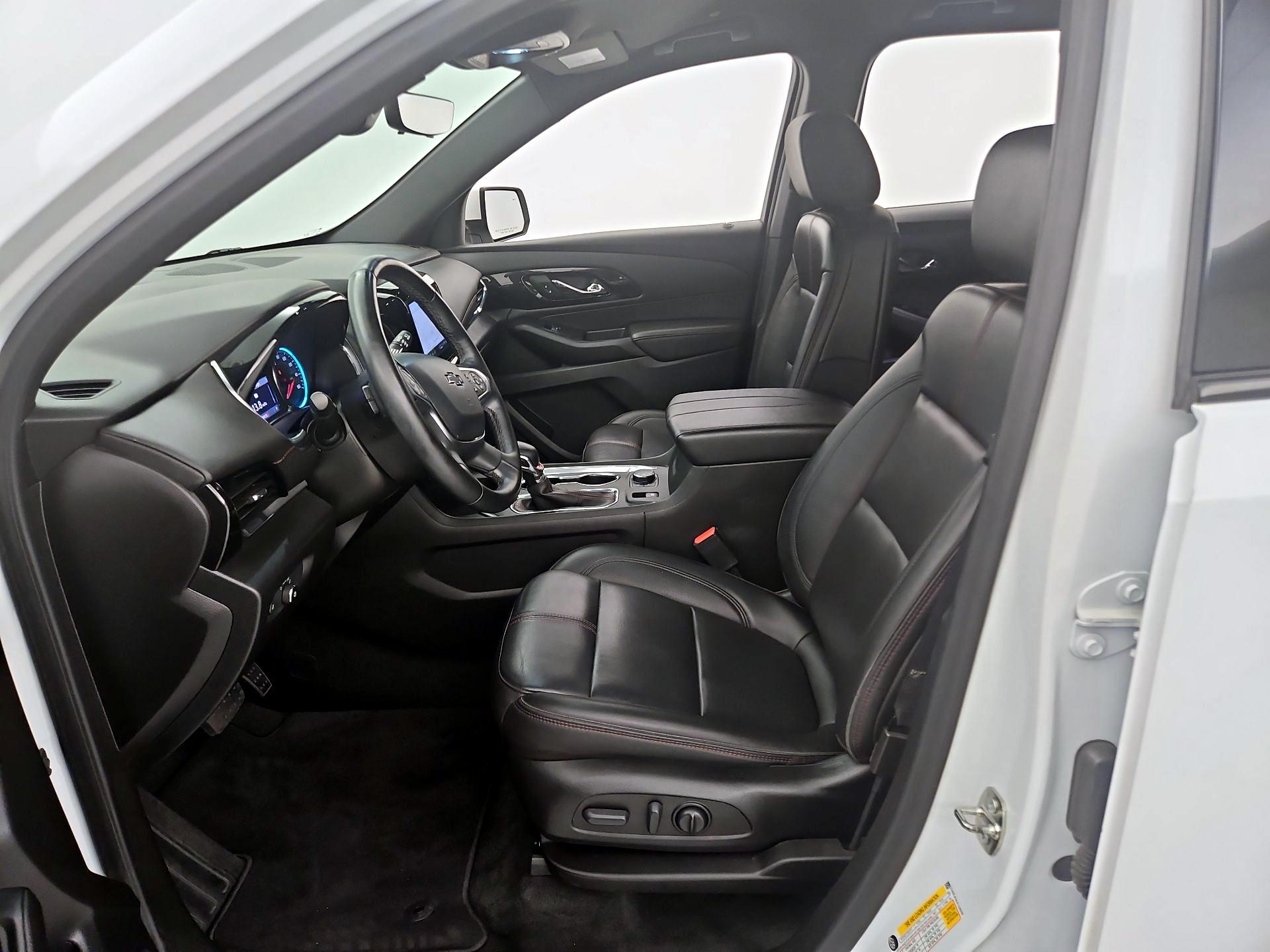 Thumbnail: 2023 Chevrolet Traverse - 11