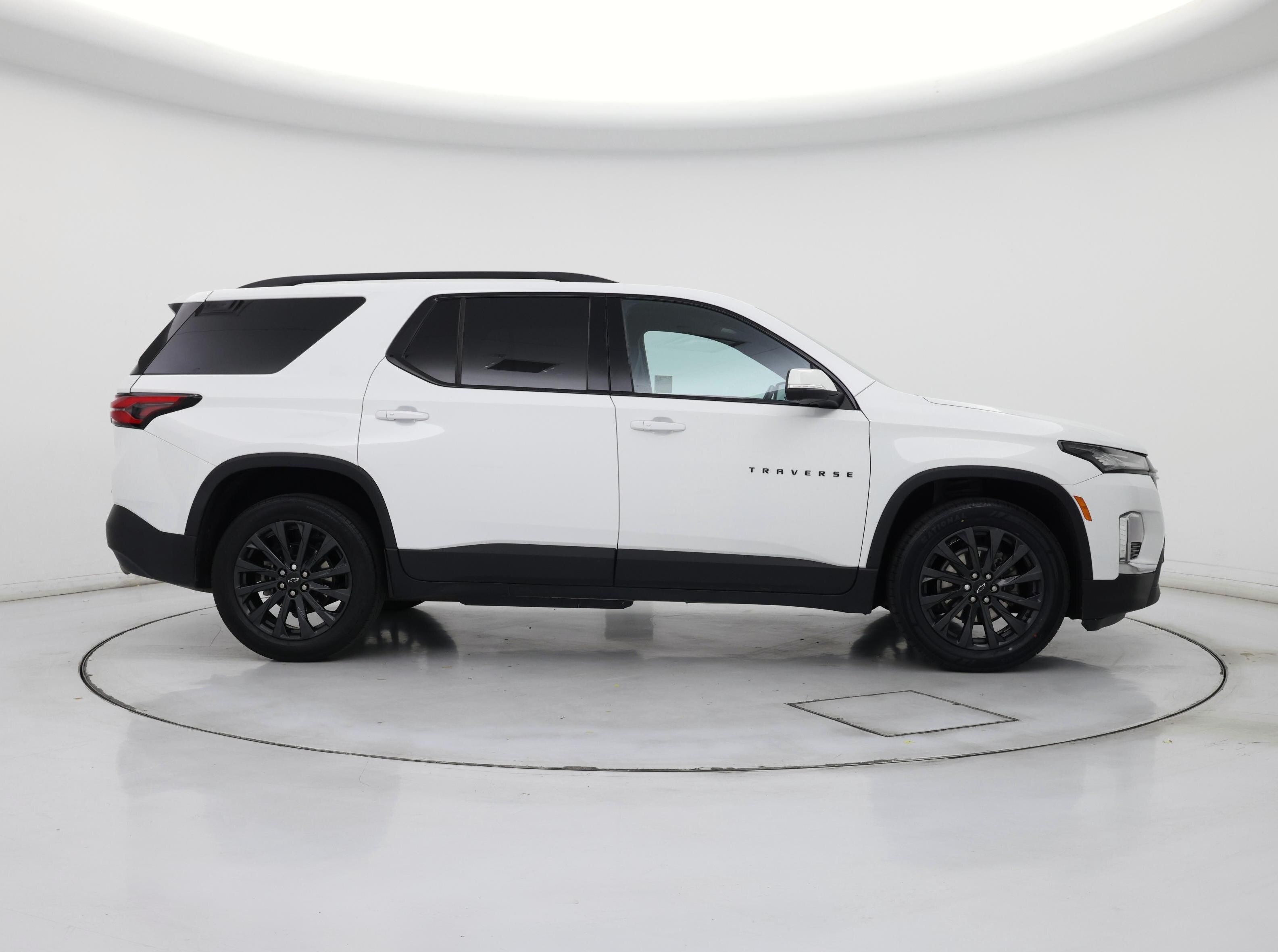 Thumbnail: 2023 Chevrolet Traverse - 7