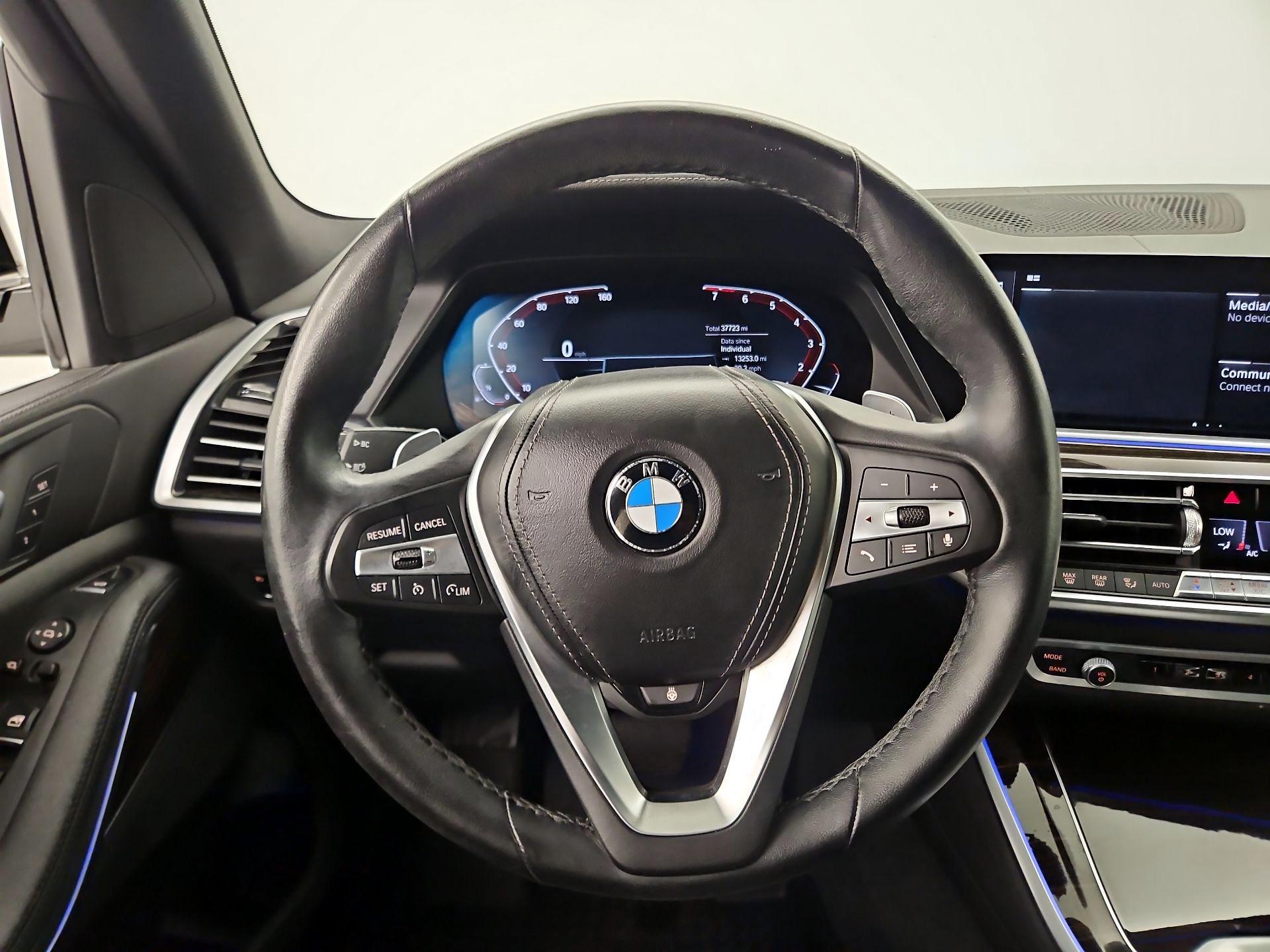 Thumbnail: 2021 BMW X5 - 10