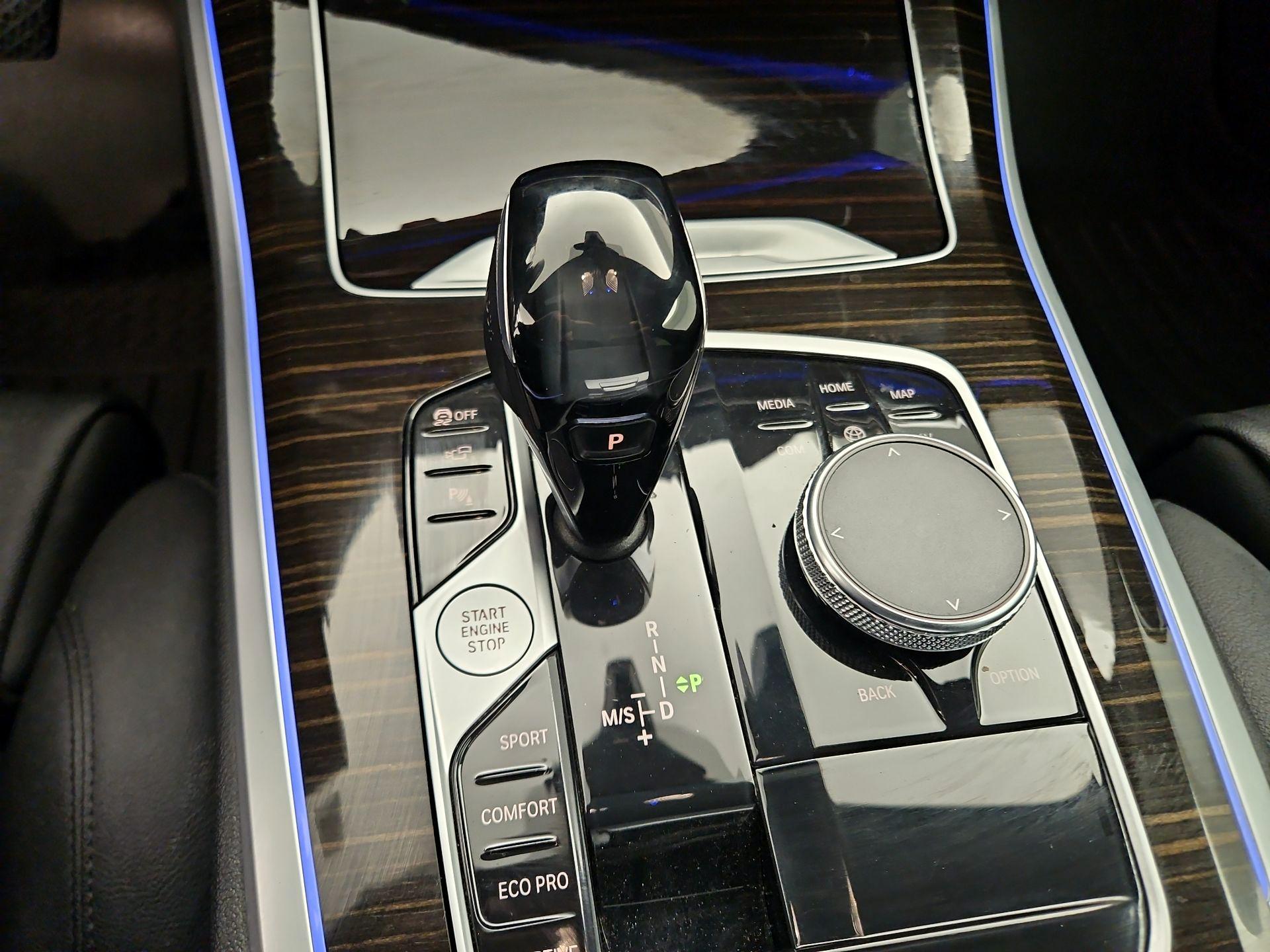 Thumbnail: 2021 BMW X5 - 18