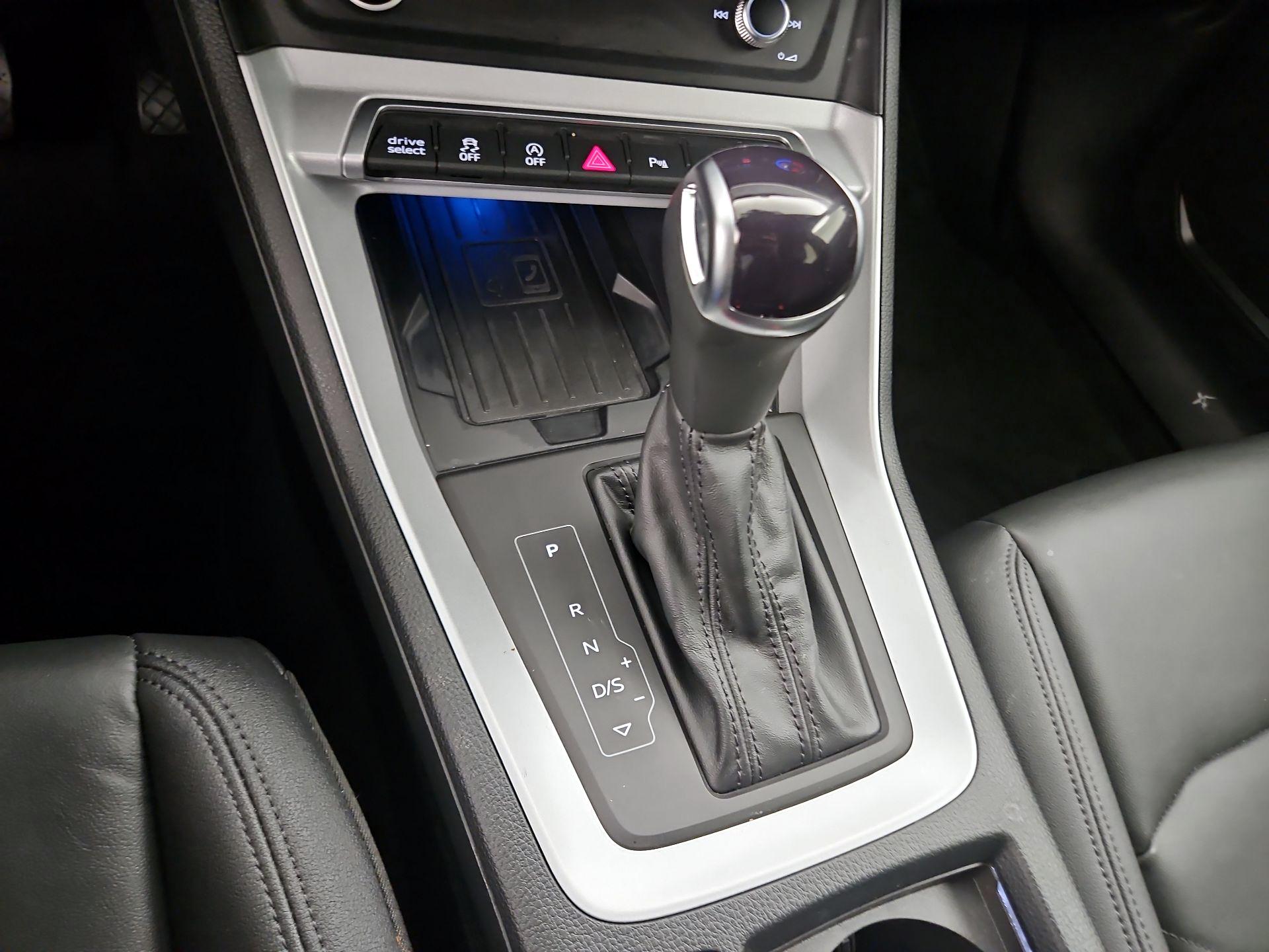 Thumbnail: 2023 Audi Q3 - 17