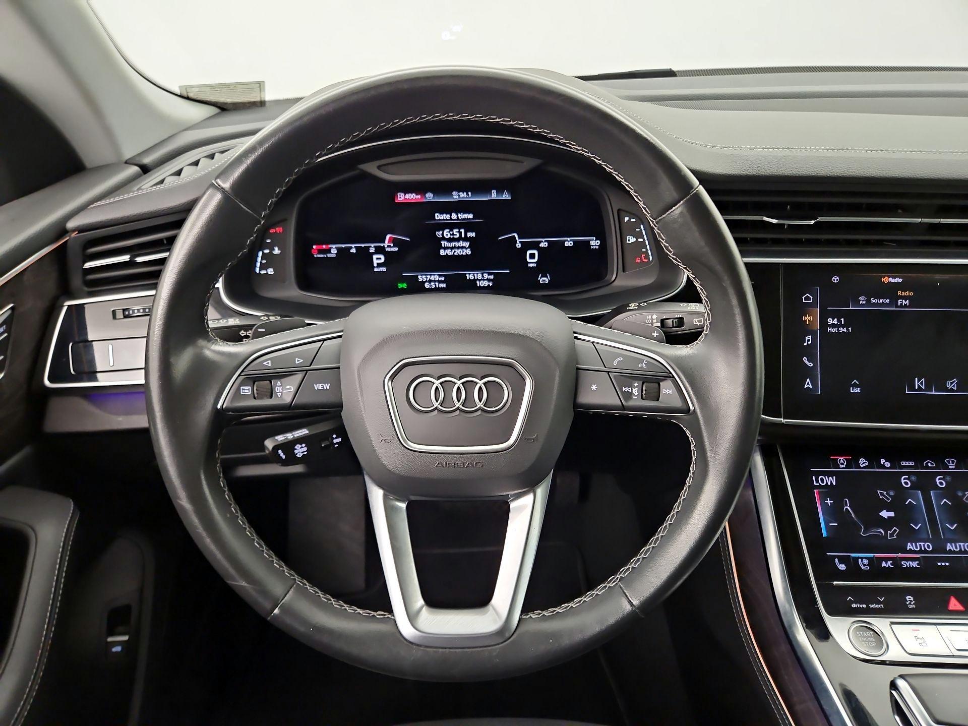 Thumbnail: 2023 Audi Q8 - 10