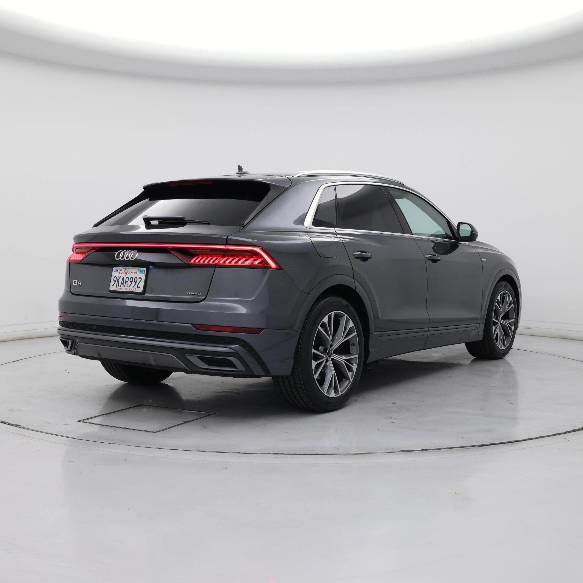 Thumbnail: 2023 Audi Q8 - 8