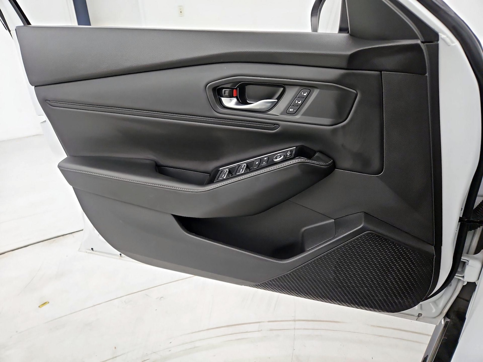 2025 Honda Accord Hybrid Touring - Photo 13