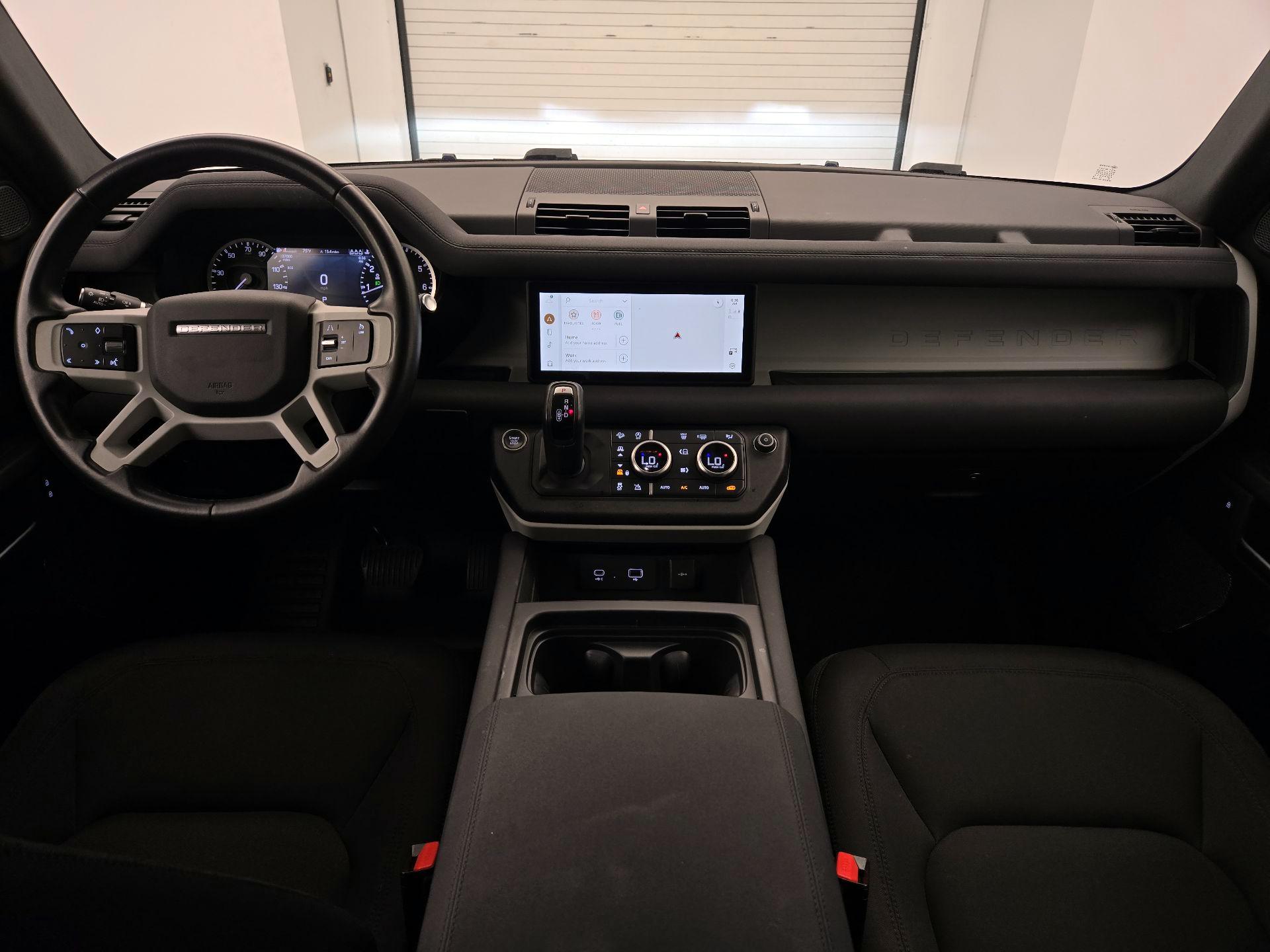 Thumbnail: 2023 Land Rover Defender - 9