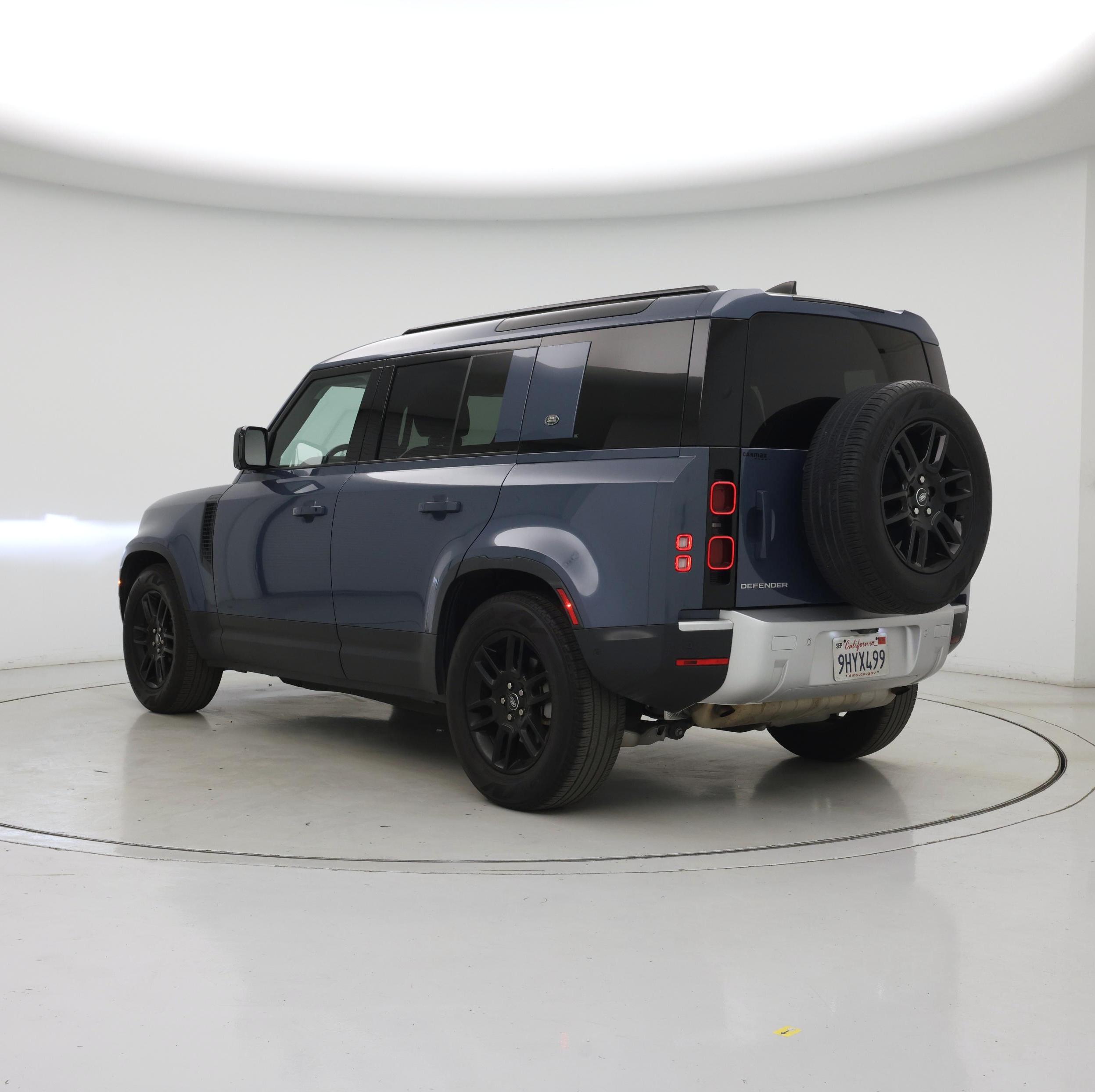 Thumbnail: 2023 Land Rover Defender - 2