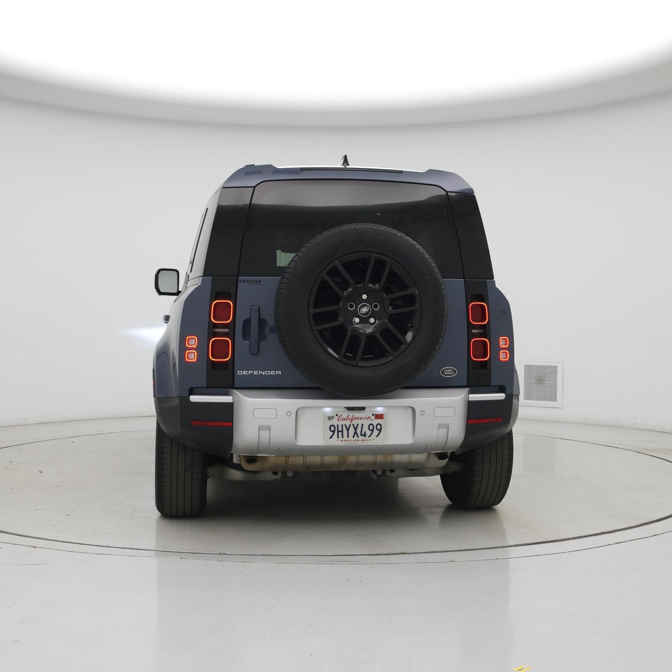 Thumbnail: 2023 Land Rover Defender - 6