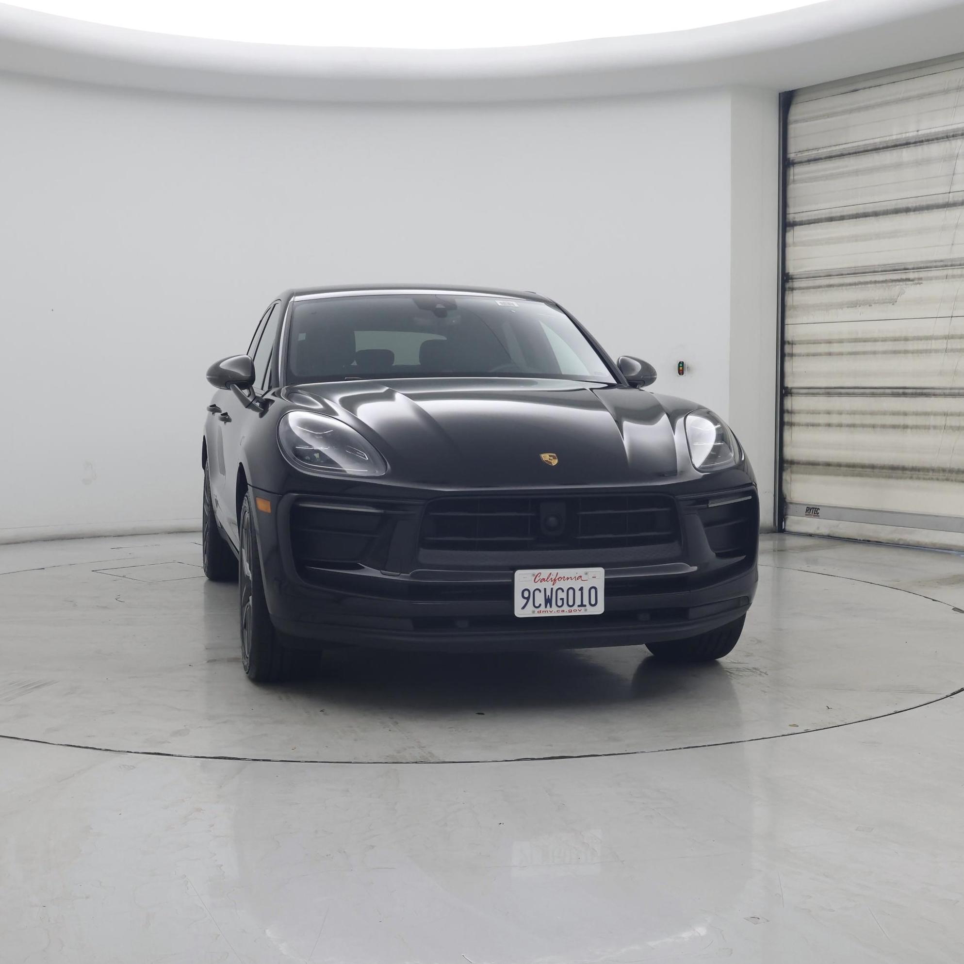 Thumbnail: 2023 Porsche Macan - 5