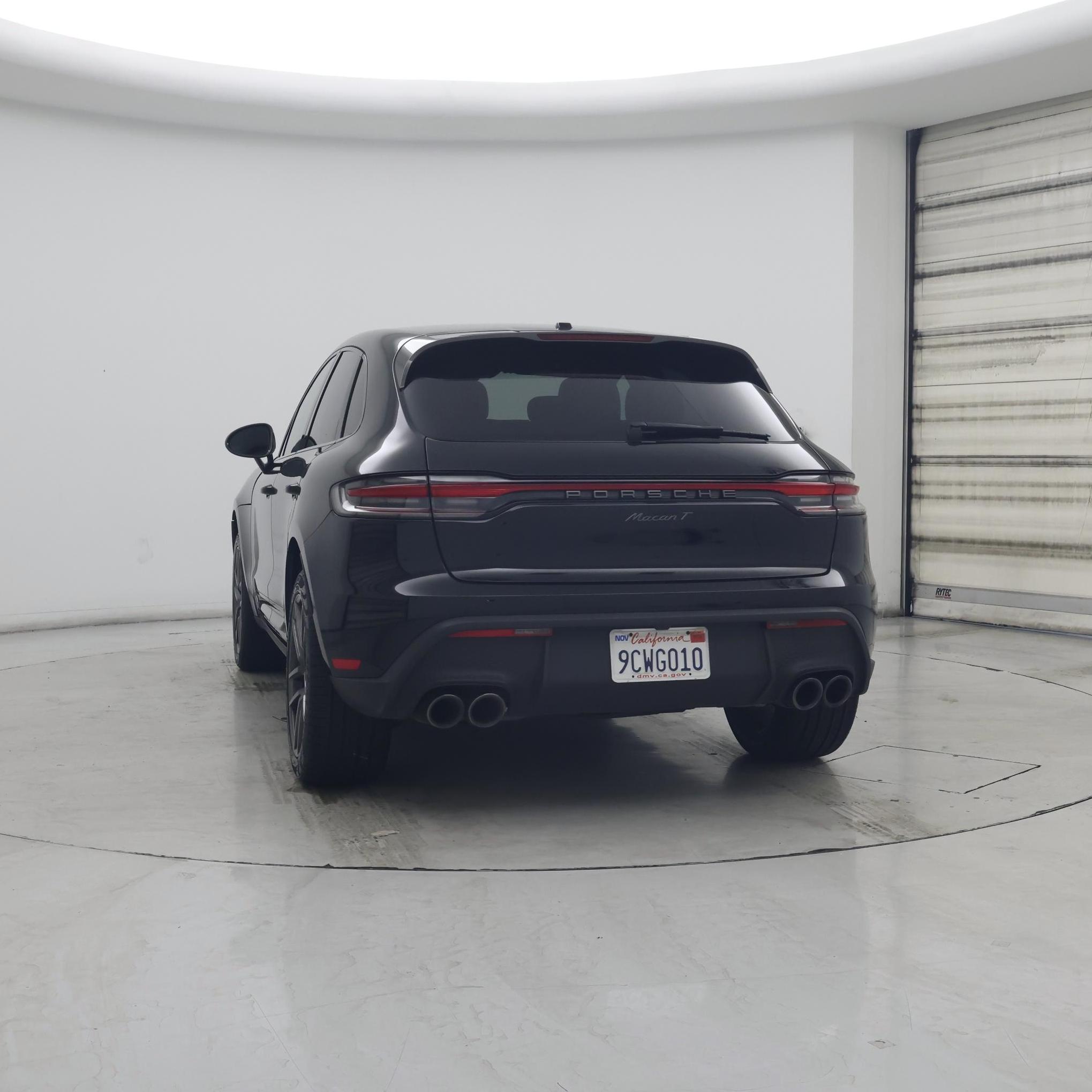 Thumbnail: 2023 Porsche Macan - 6