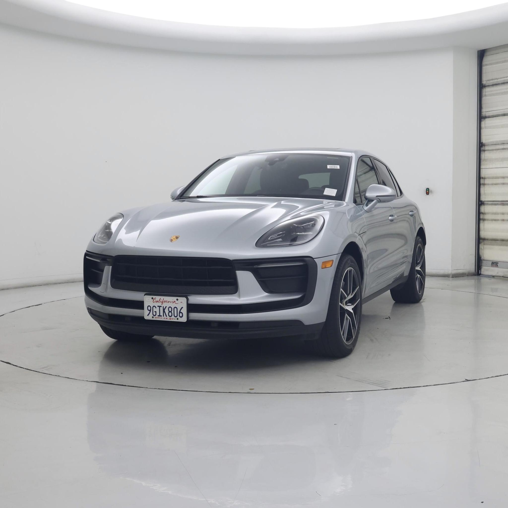 Thumbnail: 2022 Porsche Macan - 4