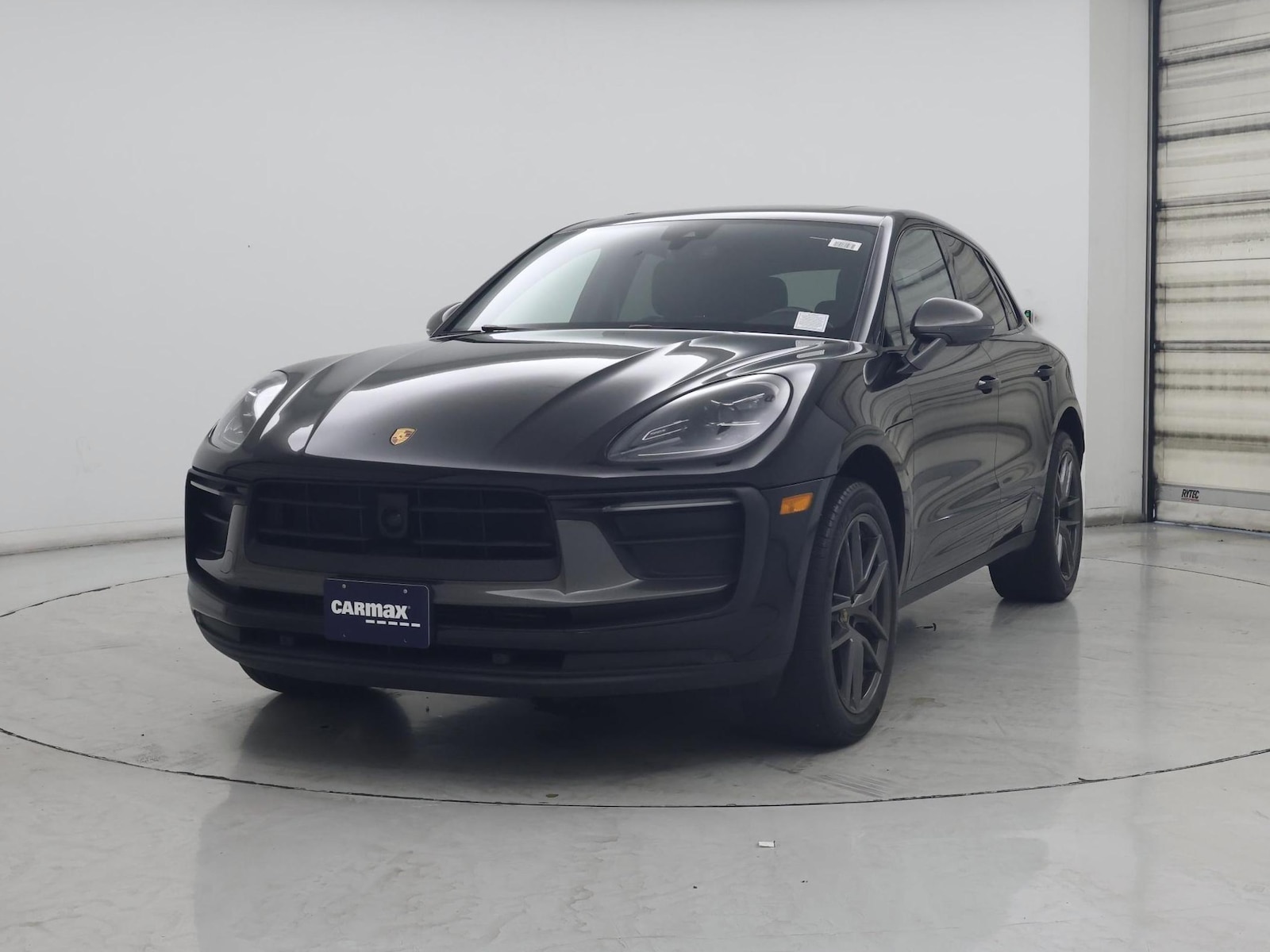 2023 Porsche Macan T - Photo 5
