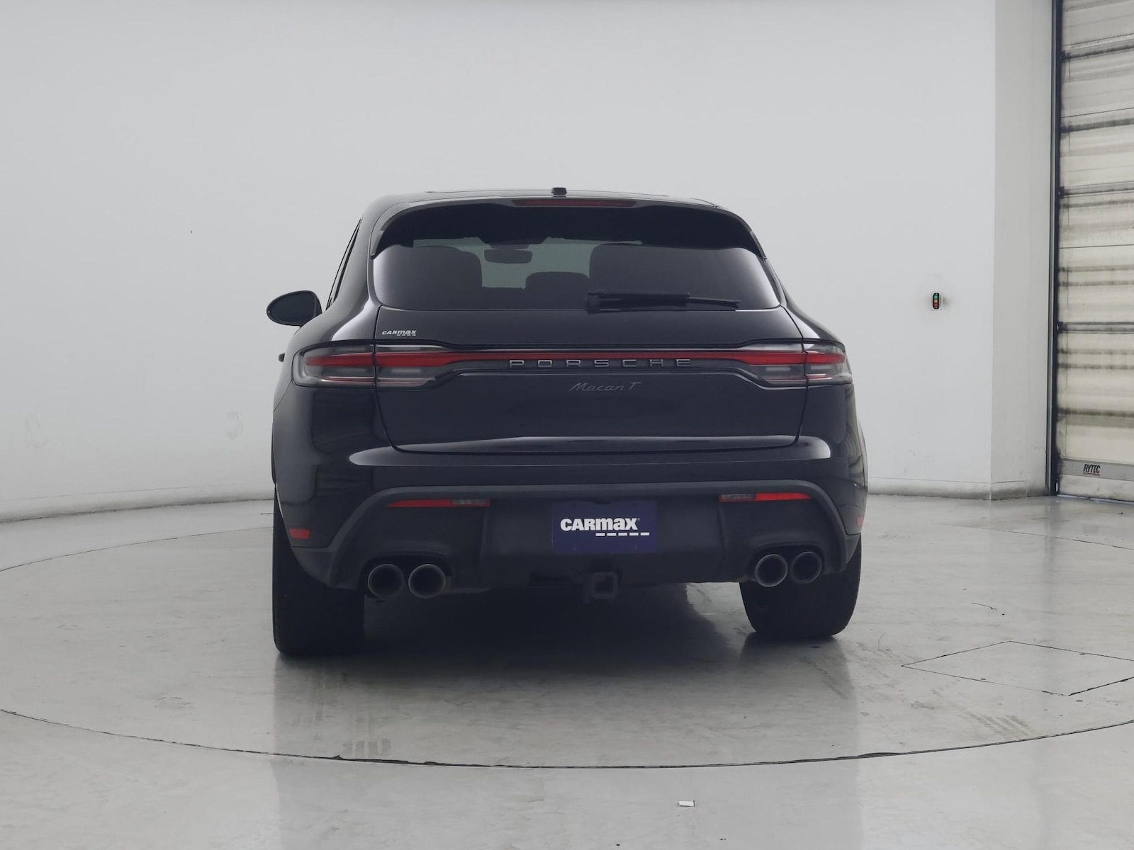 2023 Porsche Macan T - Photo 7