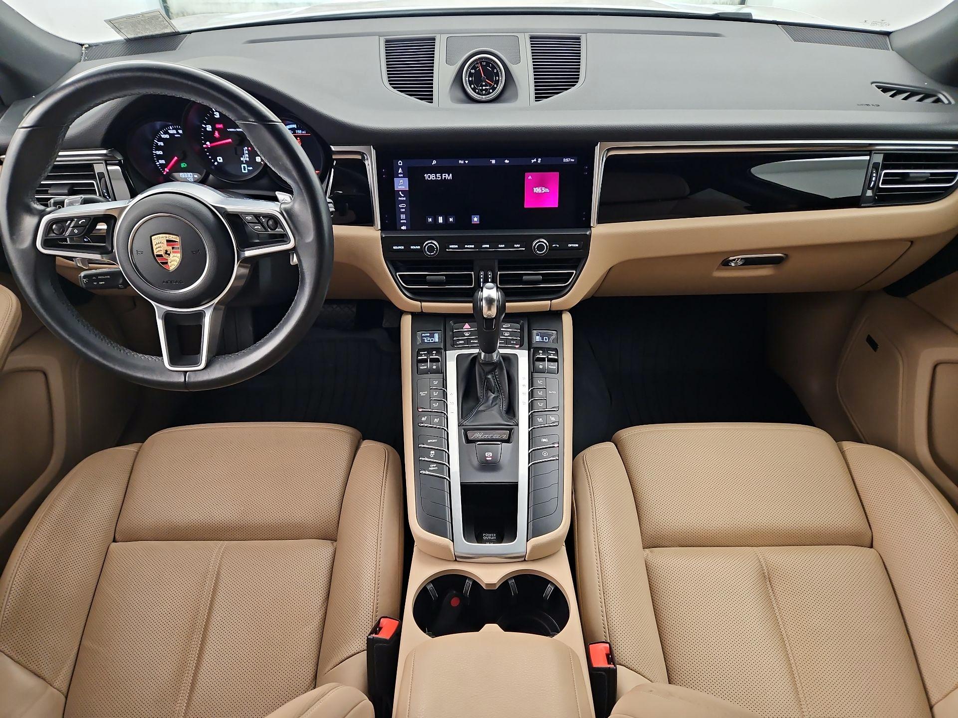 Thumbnail: 2020 Porsche Macan - 9