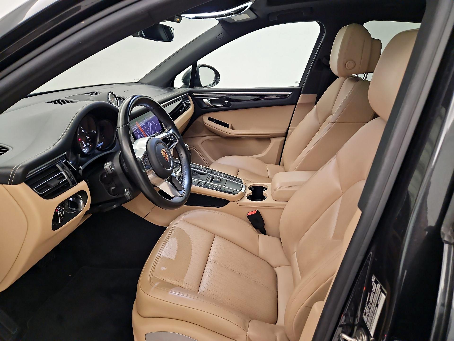 Thumbnail: 2021 Porsche Macan - 11