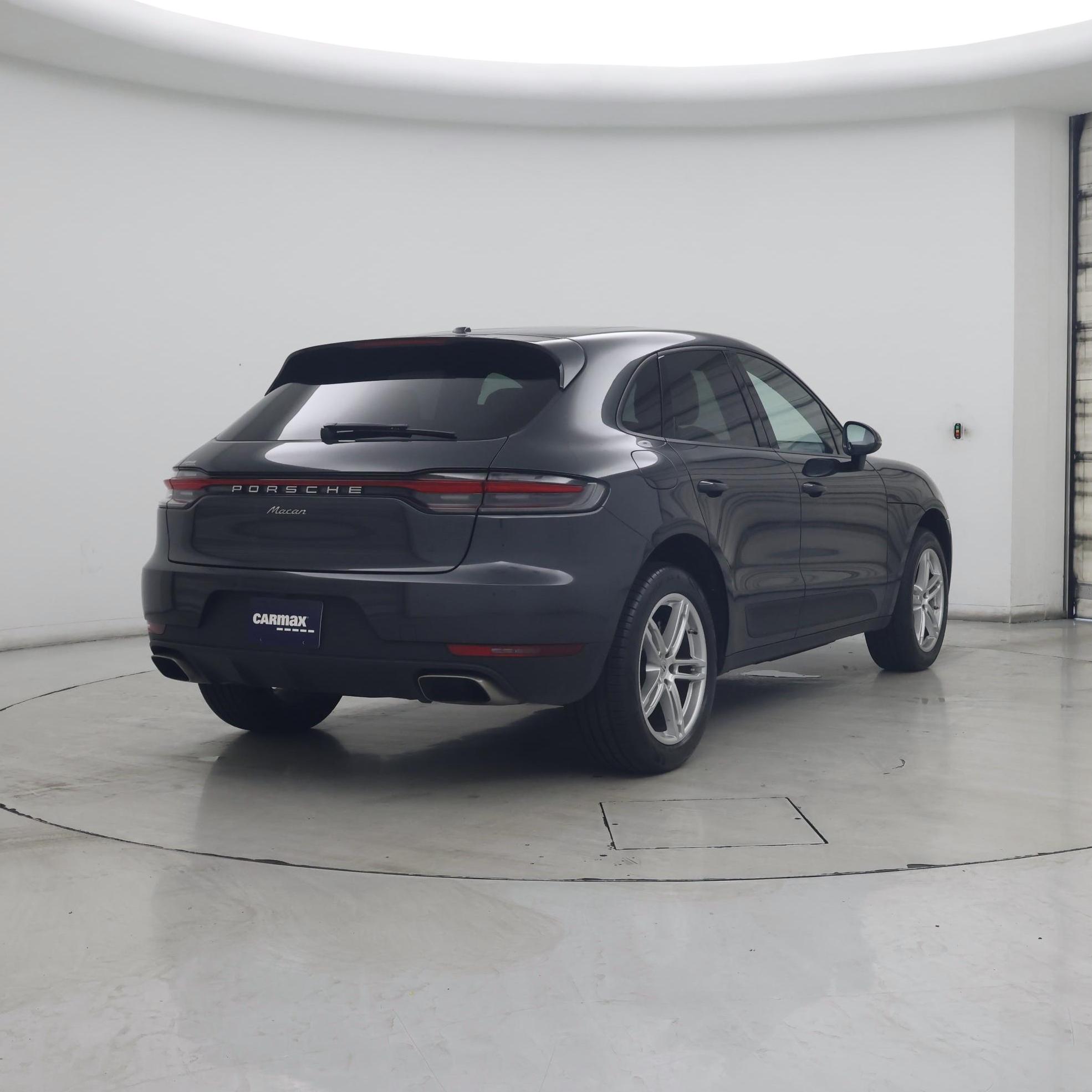 Thumbnail: 2021 Porsche Macan - 8