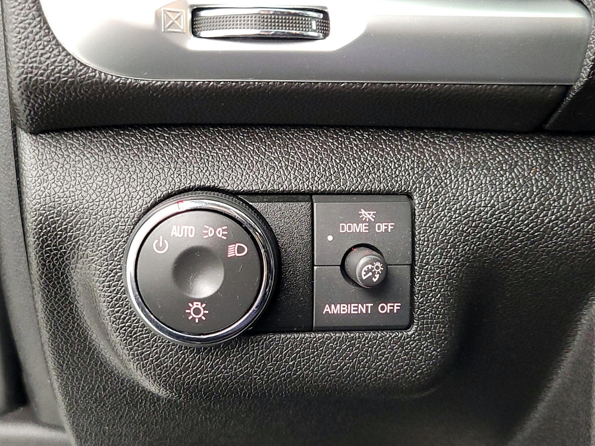 Thumbnail: 2016 GMC Acadia - 13