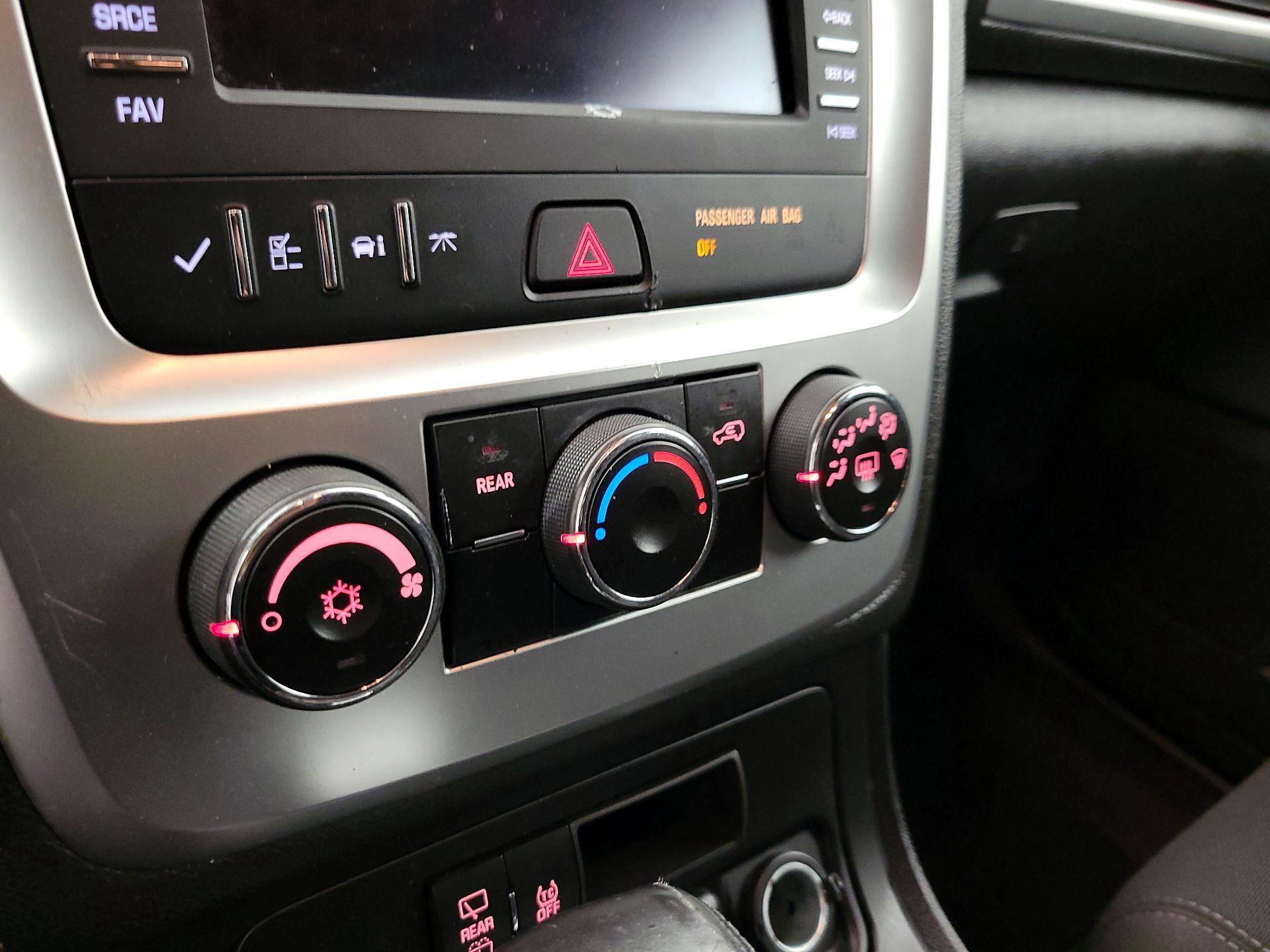 Thumbnail: 2016 GMC Acadia - 16