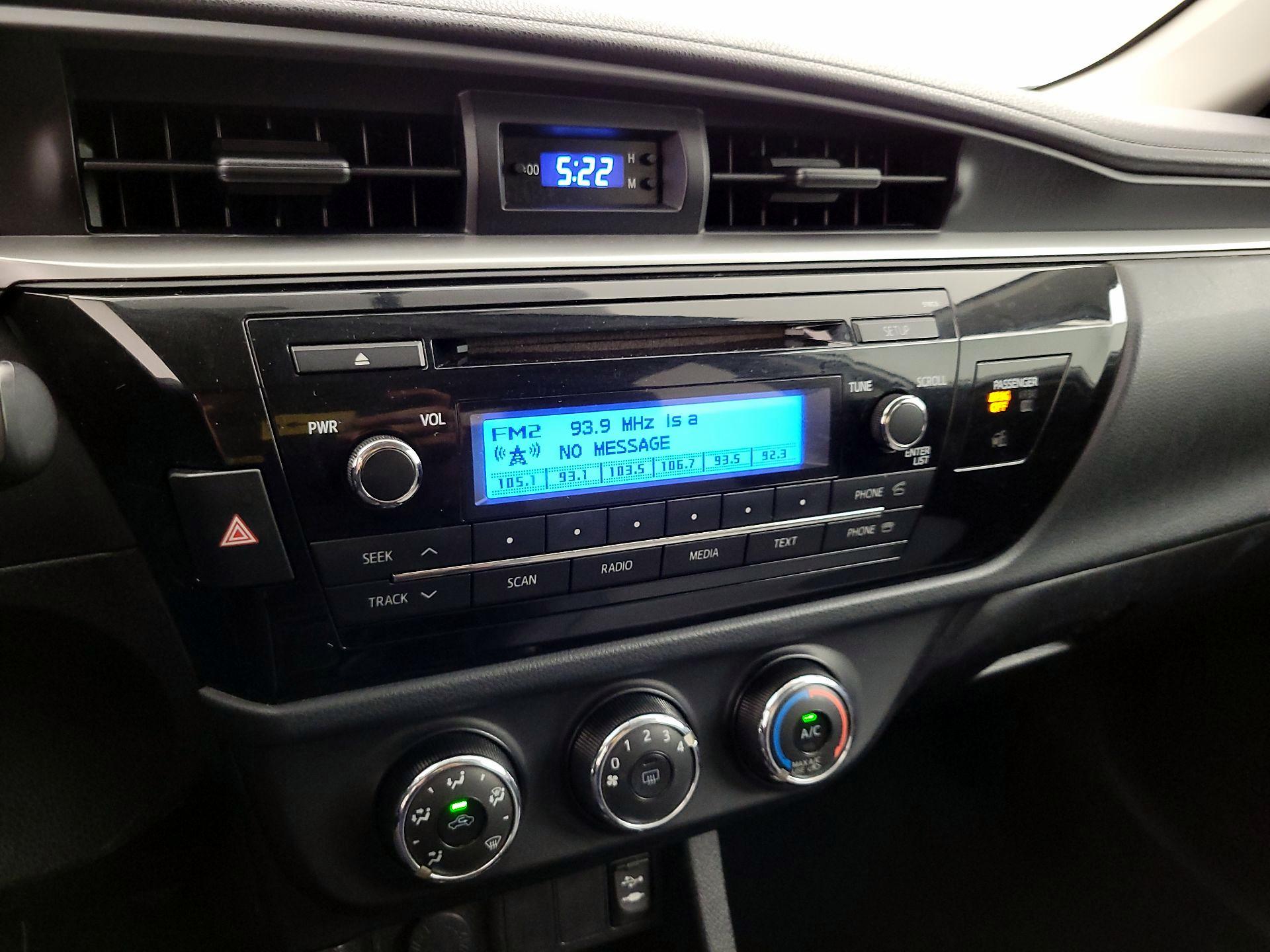 Thumbnail: 2015 Toyota Corolla - 14