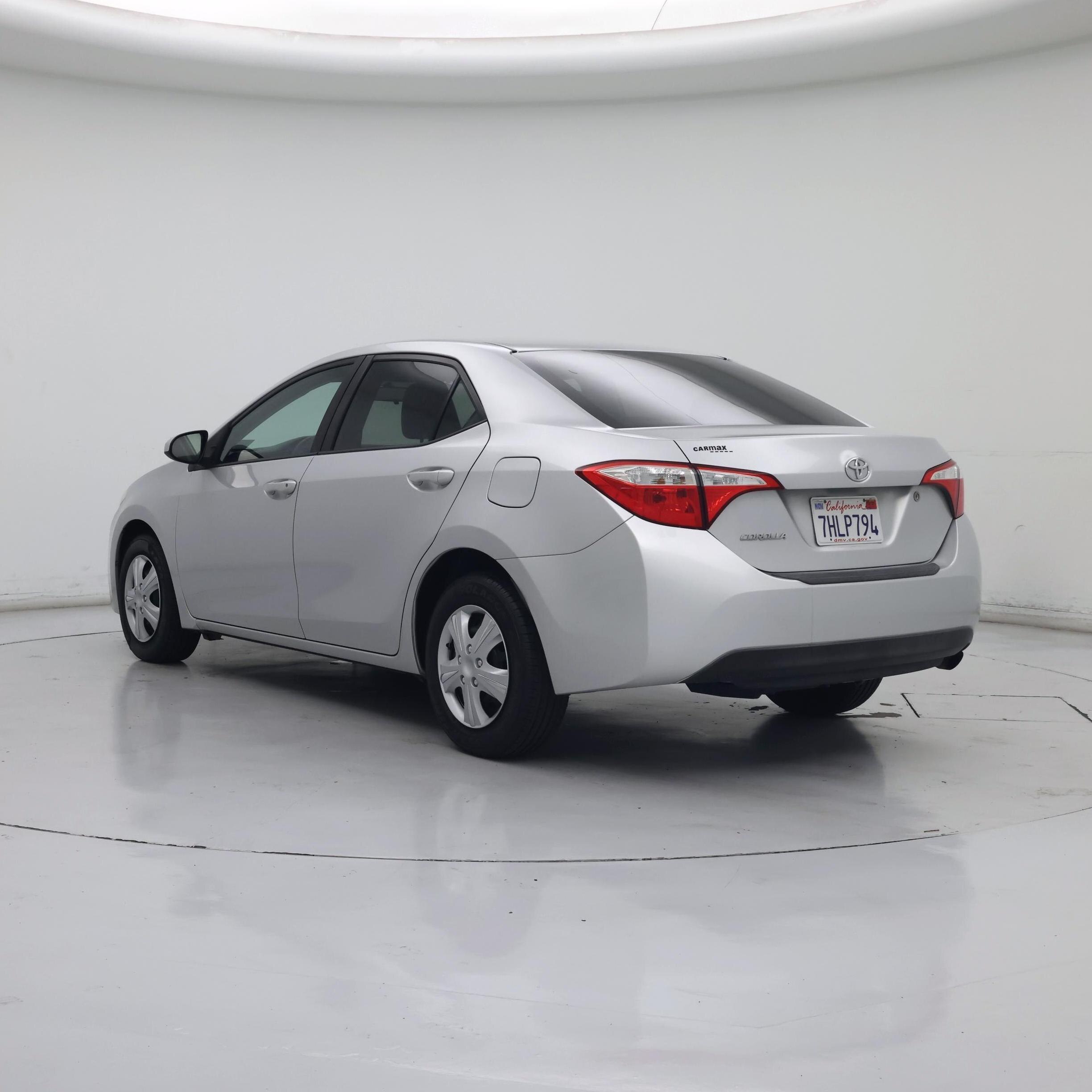 Thumbnail: 2015 Toyota Corolla - 2