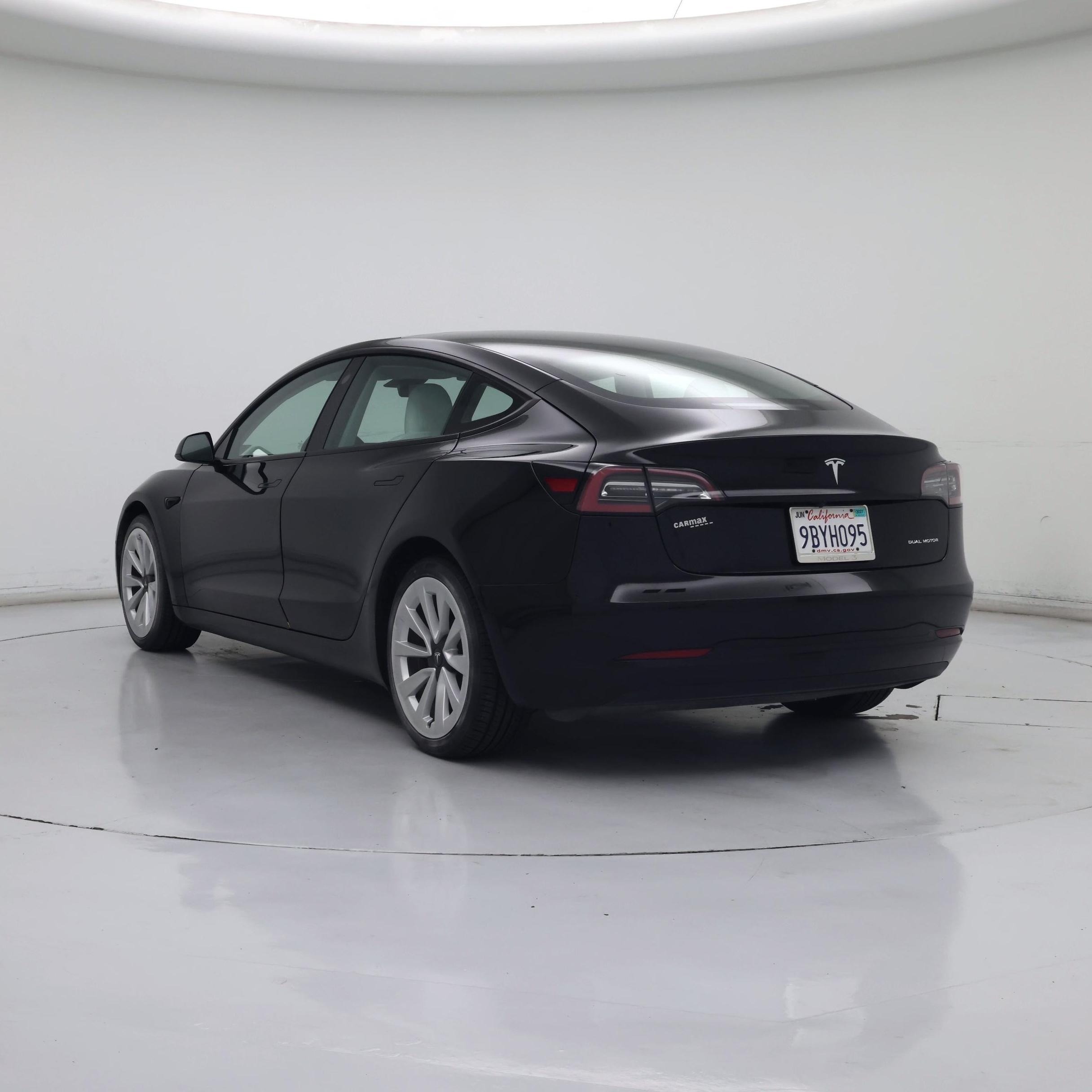 Thumbnail: 2022 Tesla Model 3 - 2