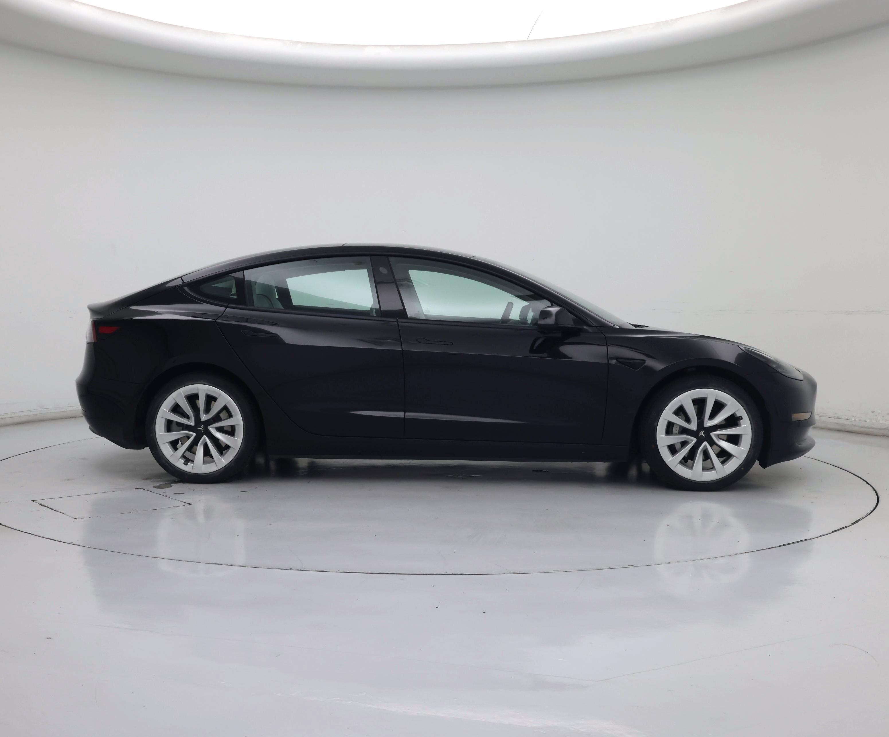 Thumbnail: 2022 Tesla Model 3 - 7
