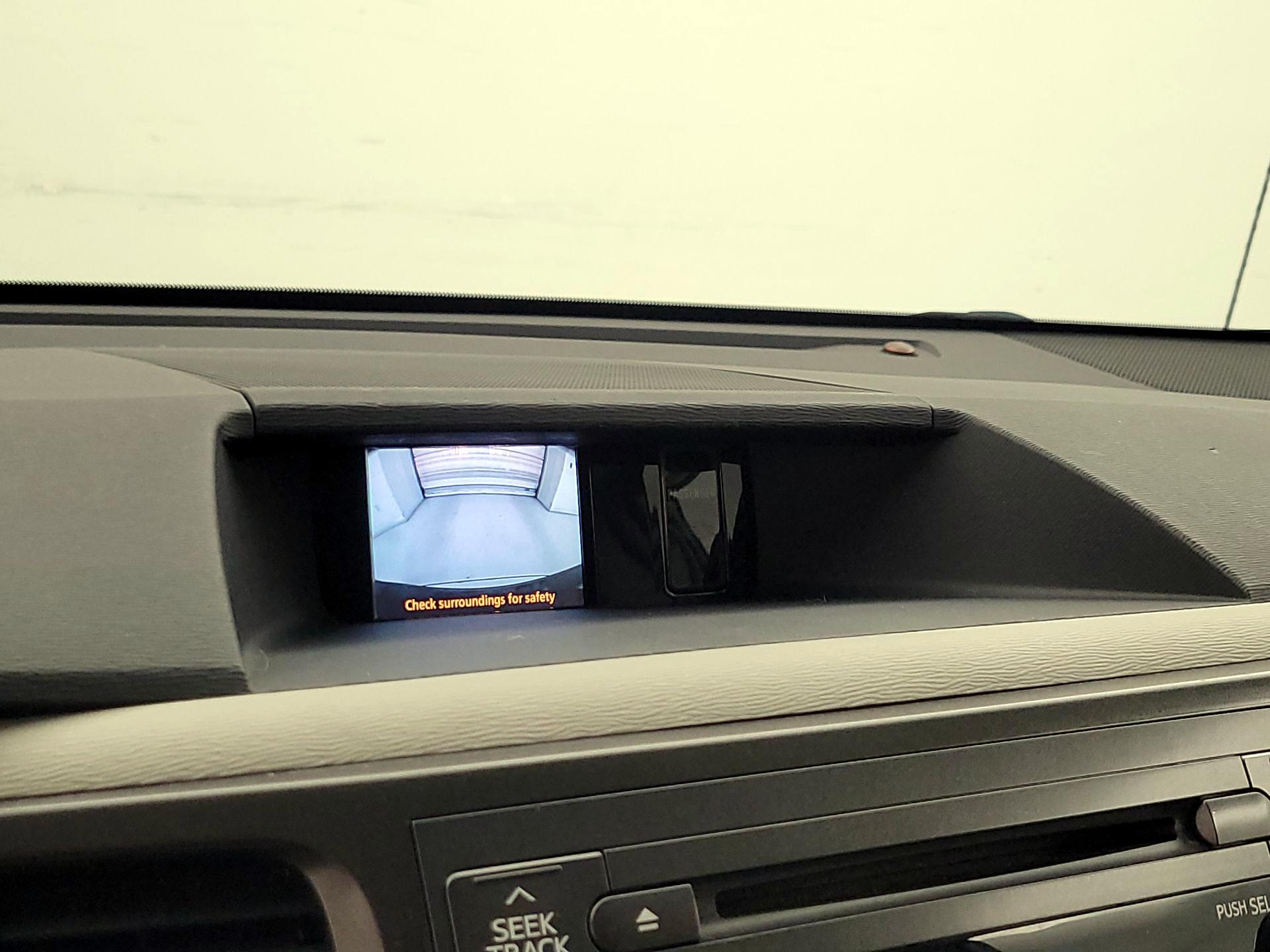 Thumbnail: 2014 Toyota Sienna - 14