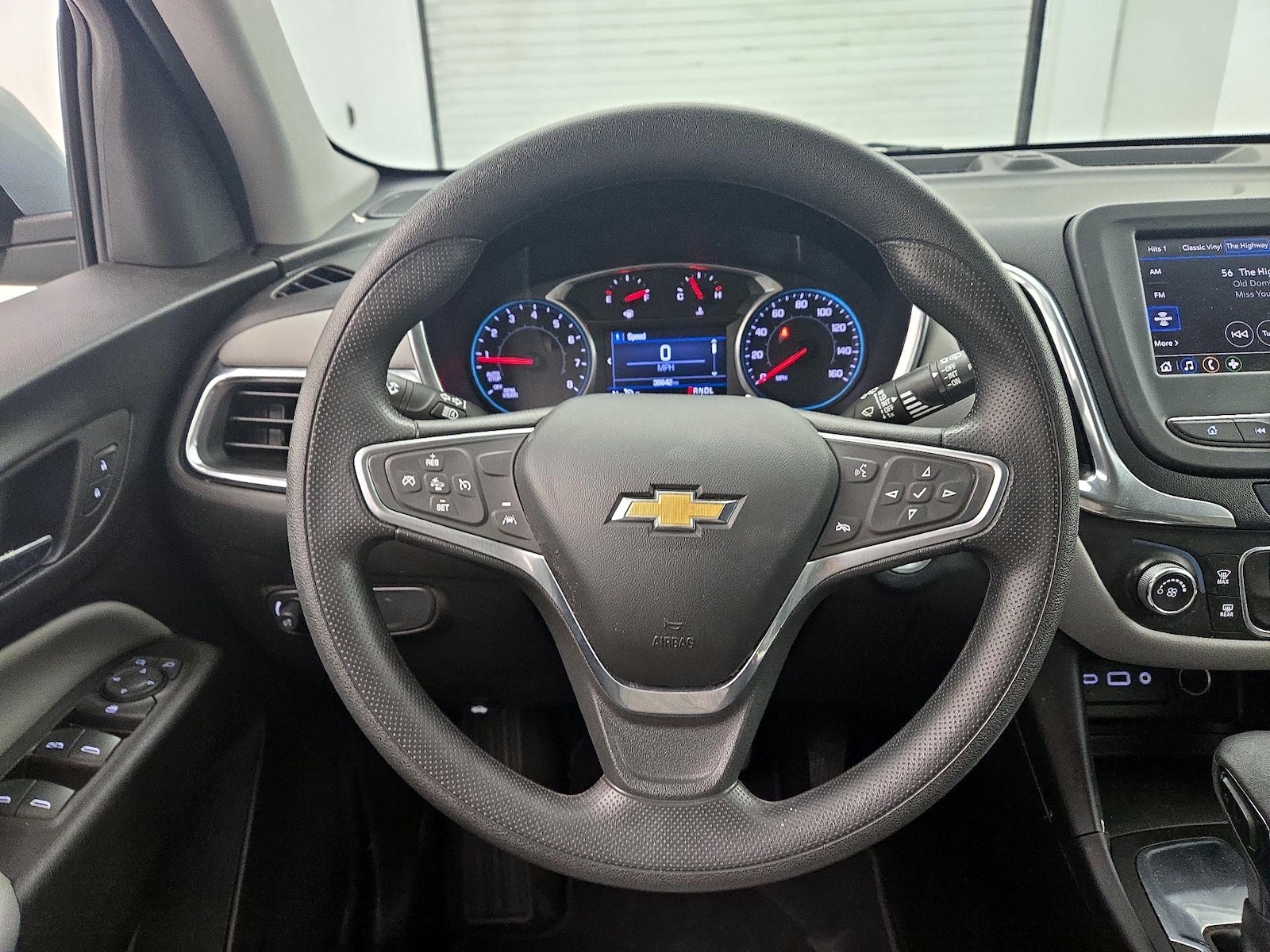 2022 Chevrolet Equinox LT - Photo 11