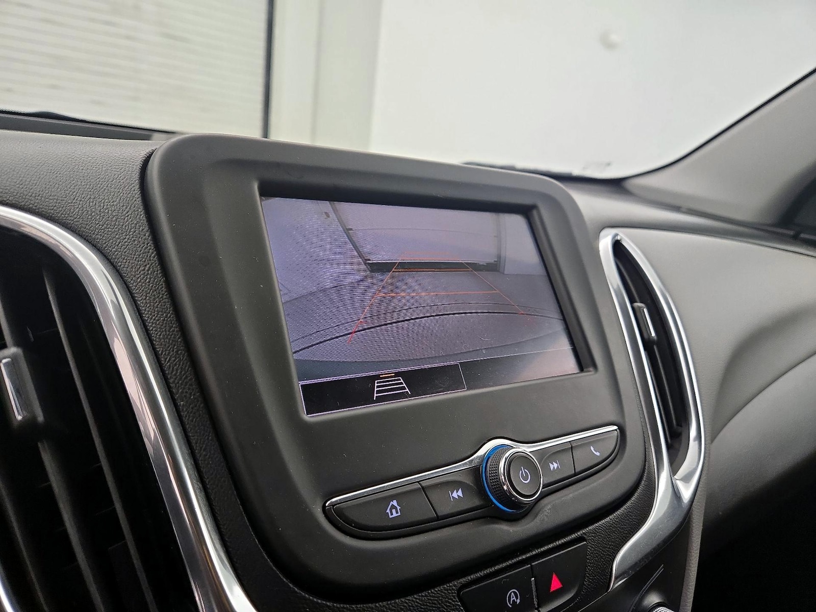 2022 Chevrolet Equinox LT - Photo 15
