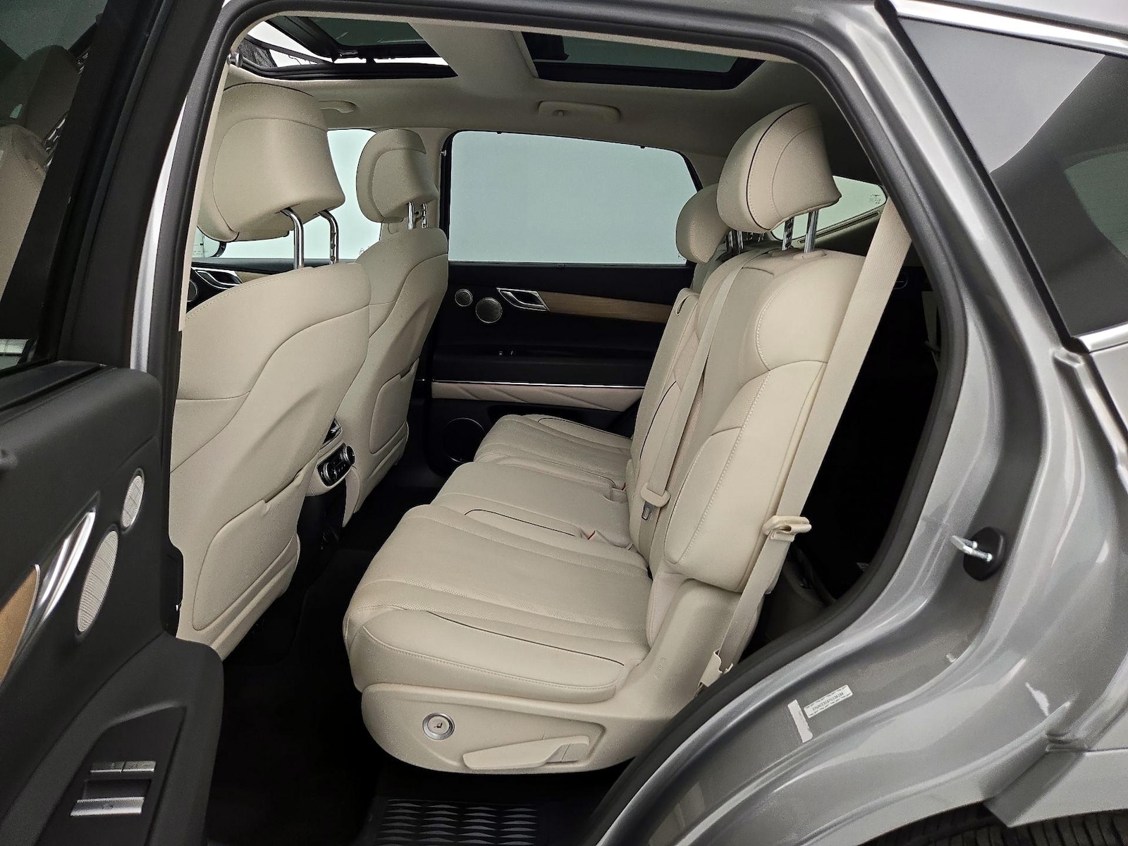 Rear Air Conditioning
