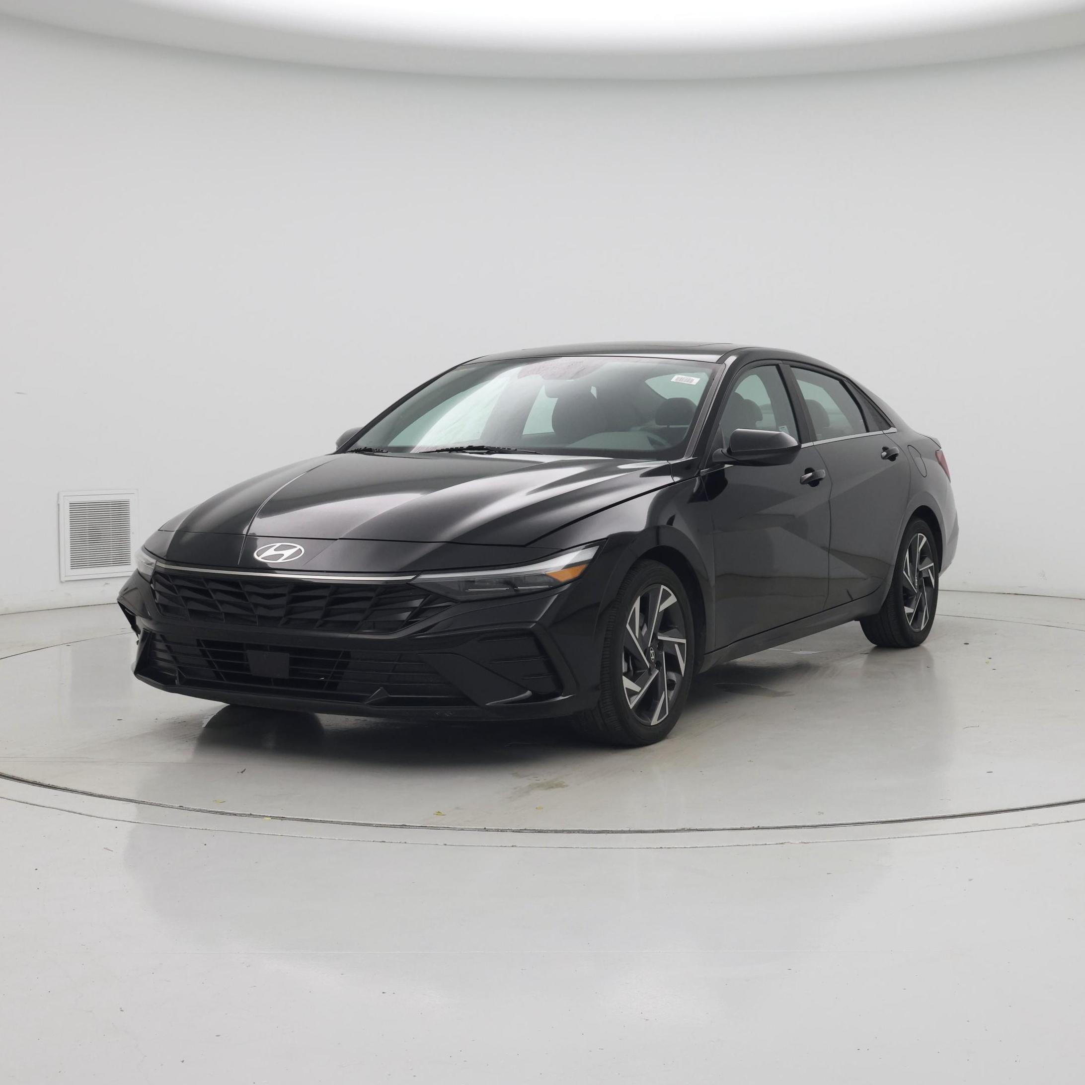 Thumbnail: 2024 Hyundai Elantra - 4