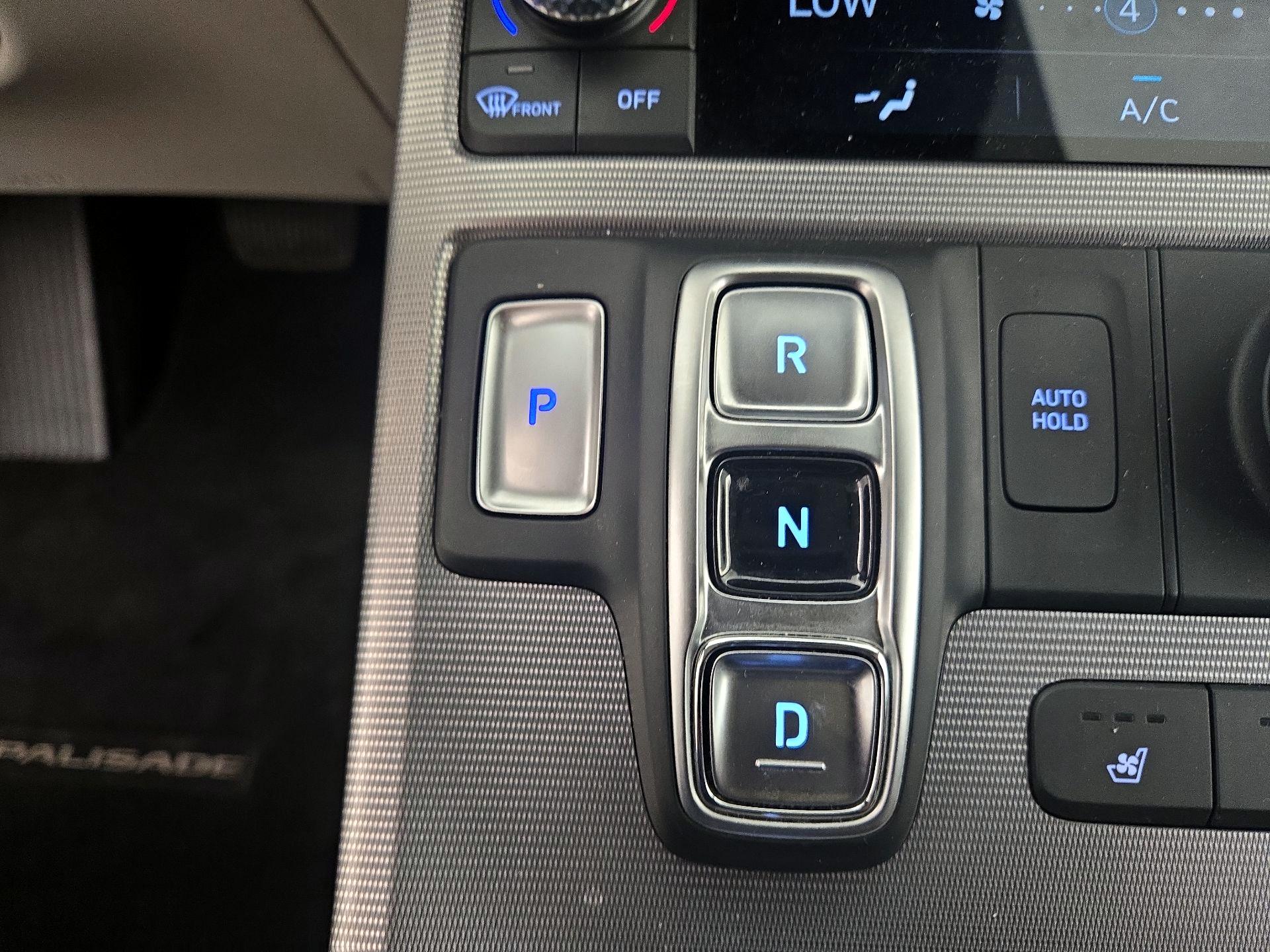 Thumbnail: 2023 Hyundai Palisade - 18