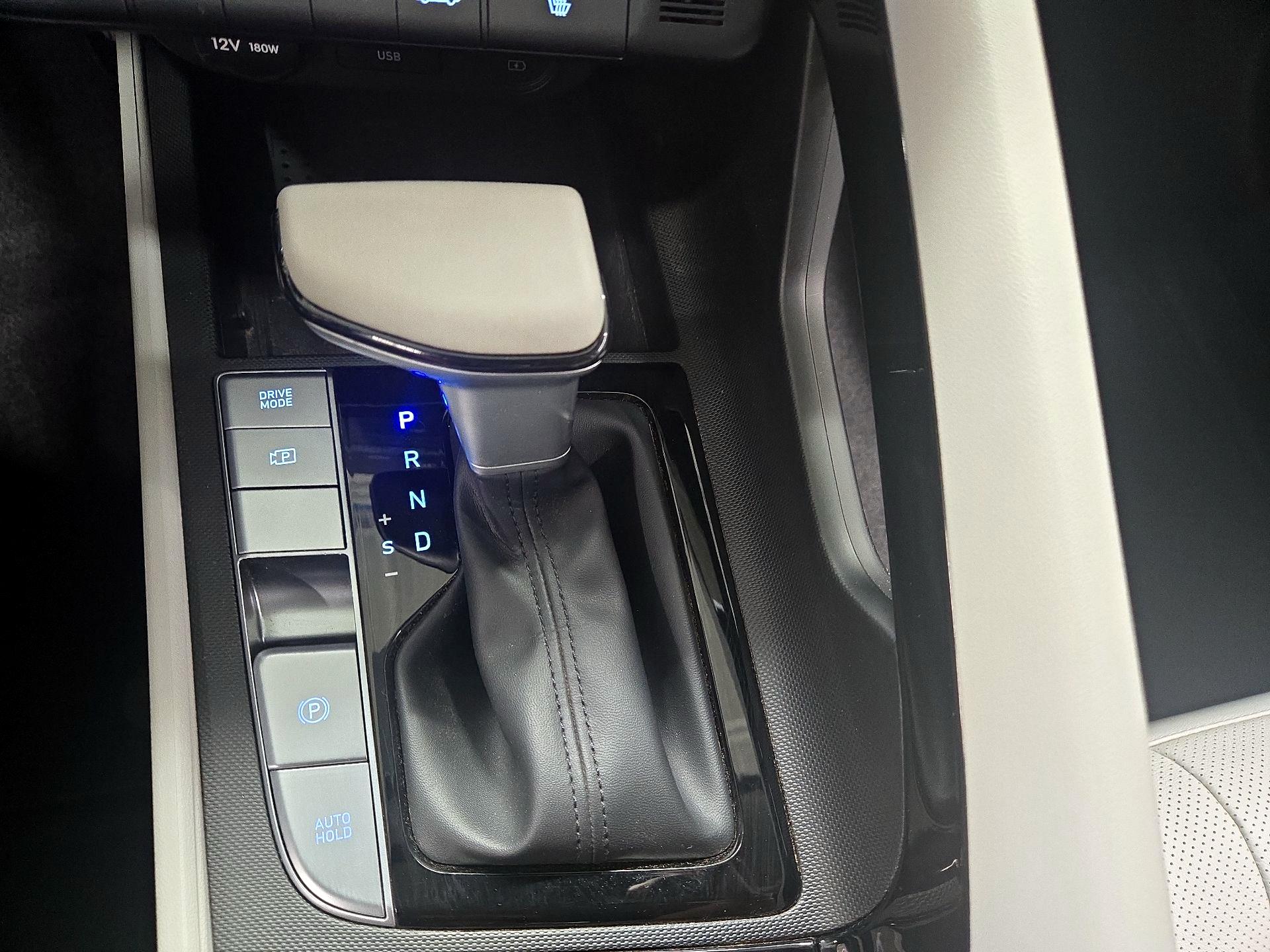 Thumbnail: 2023 Hyundai Elantra - 18