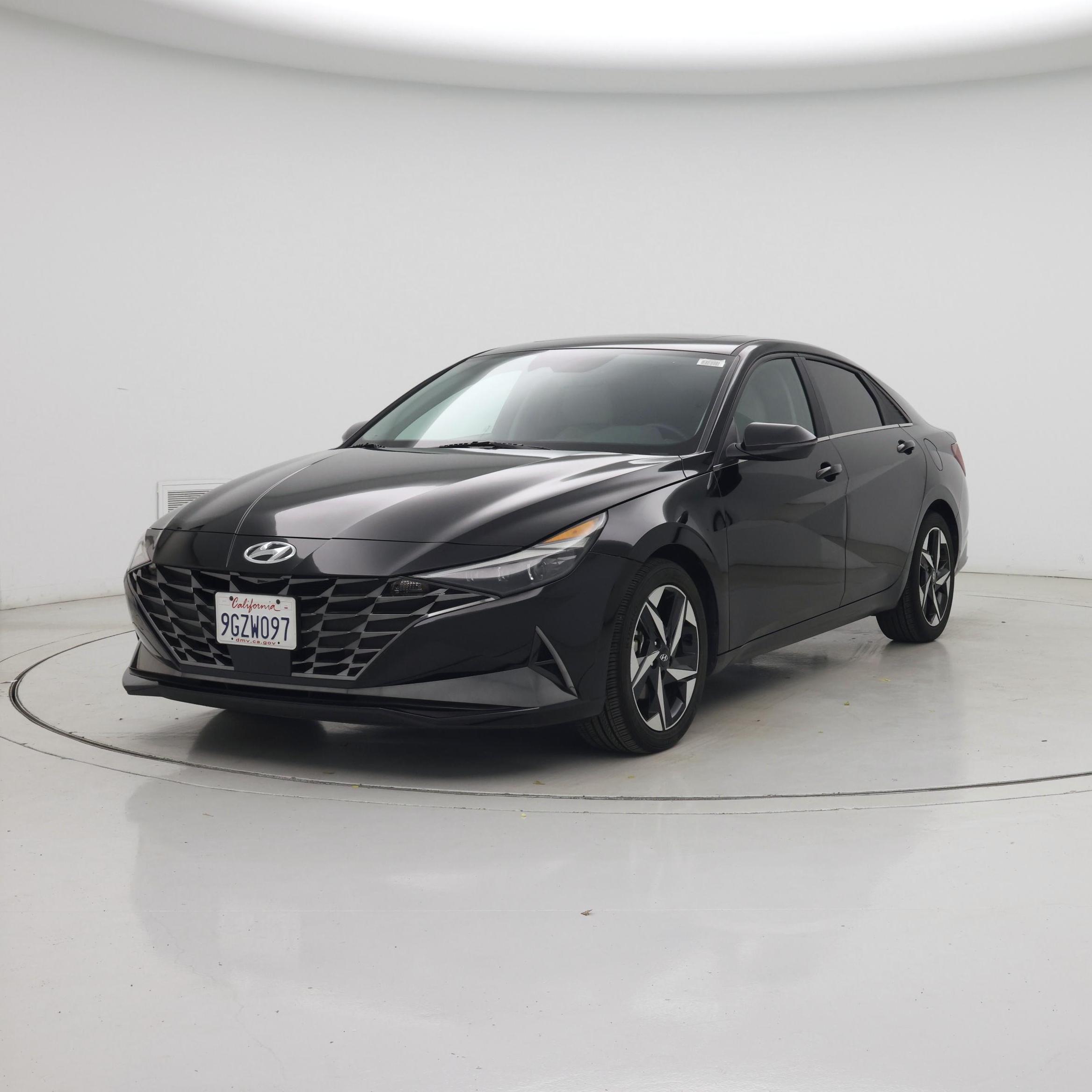 Thumbnail: 2023 Hyundai Elantra - 4