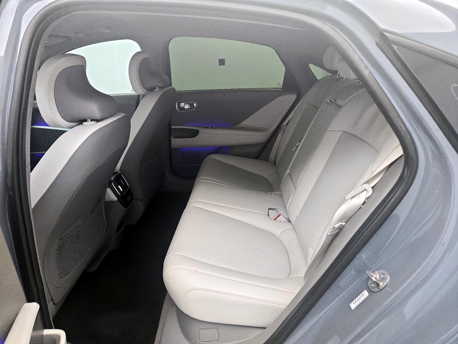 Thumbnail: 2024 Hyundai Ioniq 6 - 20